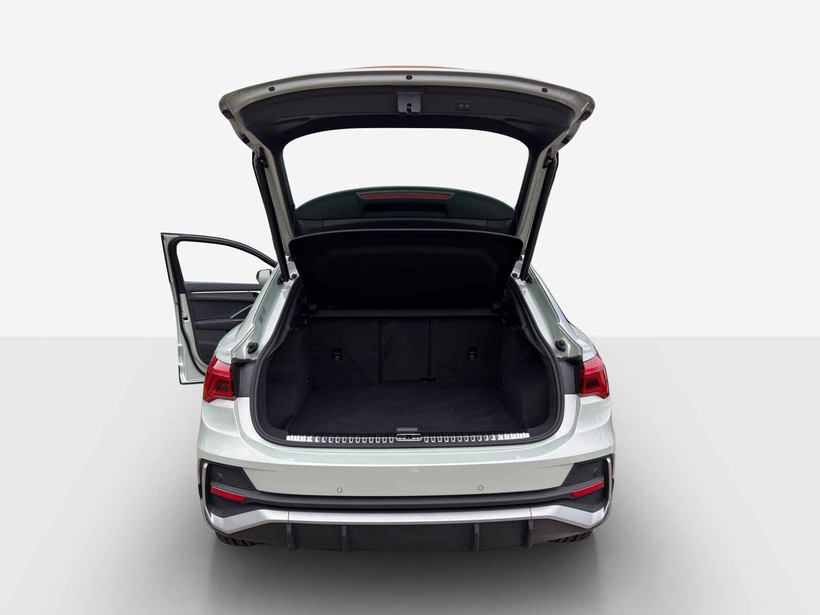 AUDI Q3 Sportback 35 TFSI S line Attraction S-tronic-image-12