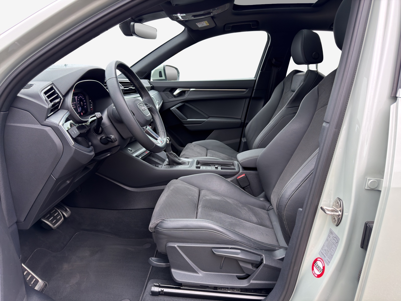 AUDI Q3 Sportback 35 TFSI S line Attraction S-tronic-image-7