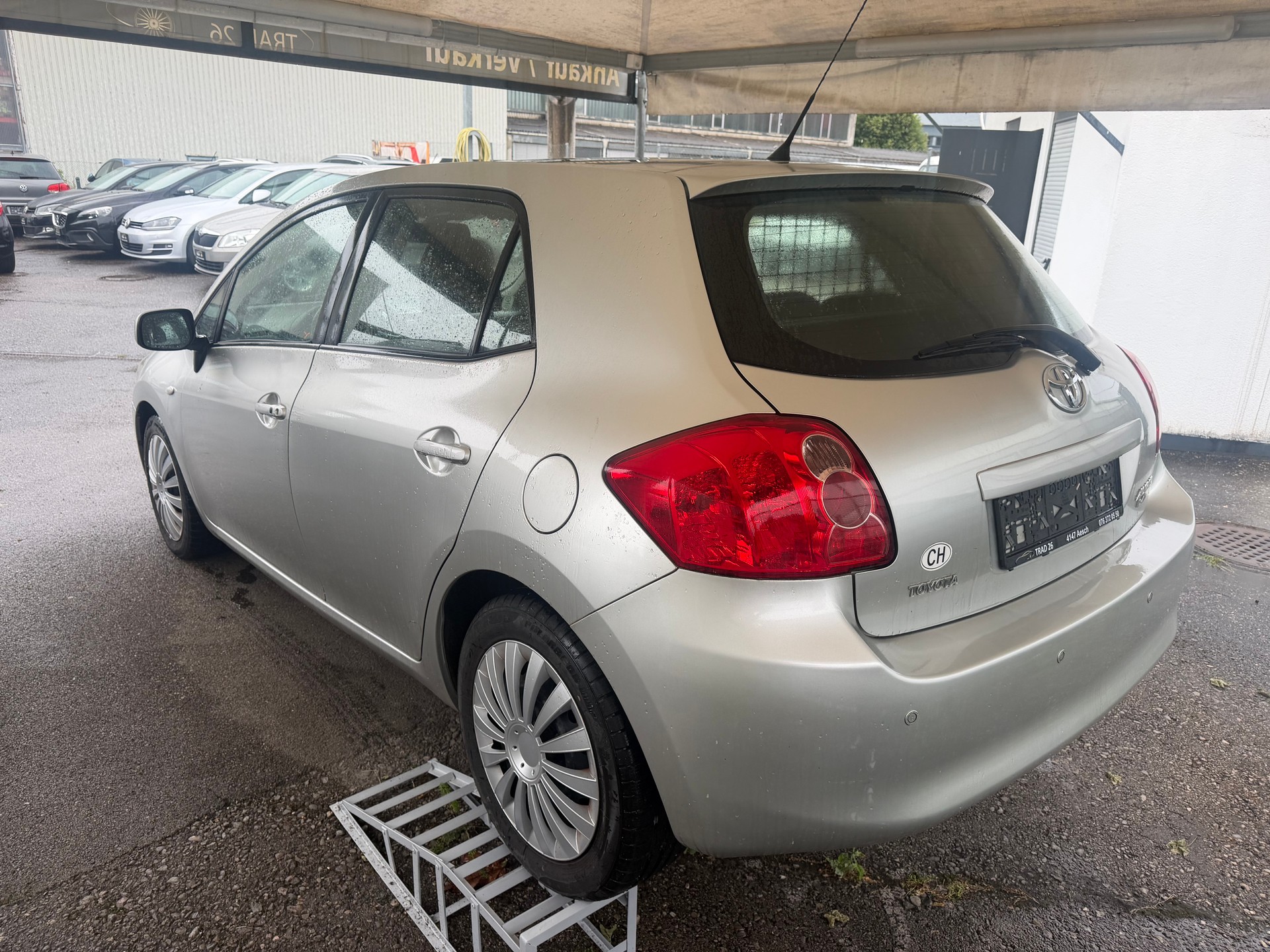 TOYOTA Auris 2.0 D-4D Linea Luna-image-5