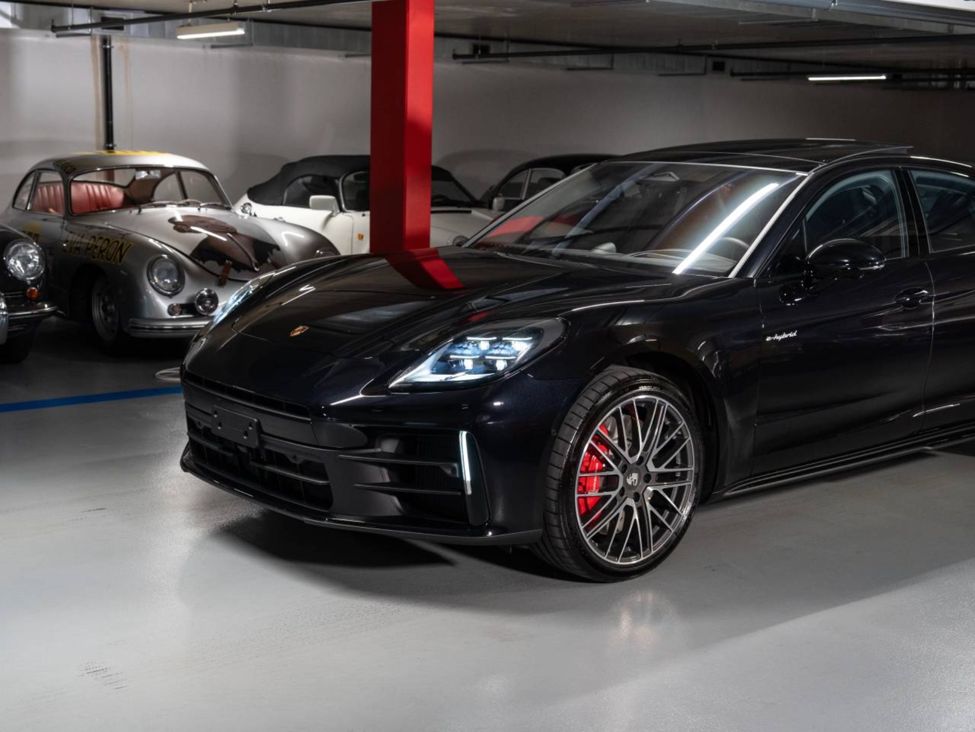 PORSCHE Panamera 4S E-Hybrid-image-24