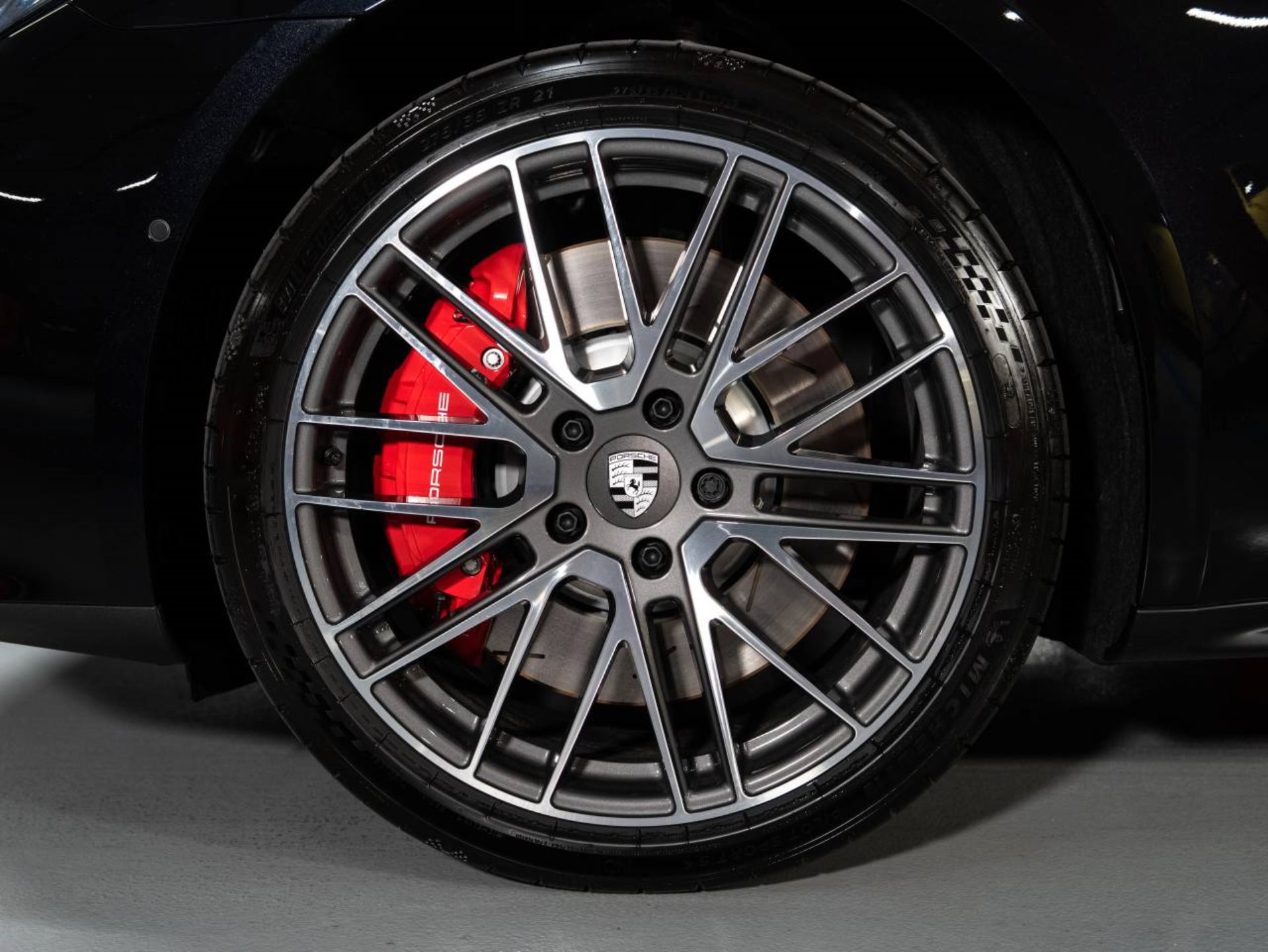 PORSCHE Panamera 4S E-Hybrid-image-25