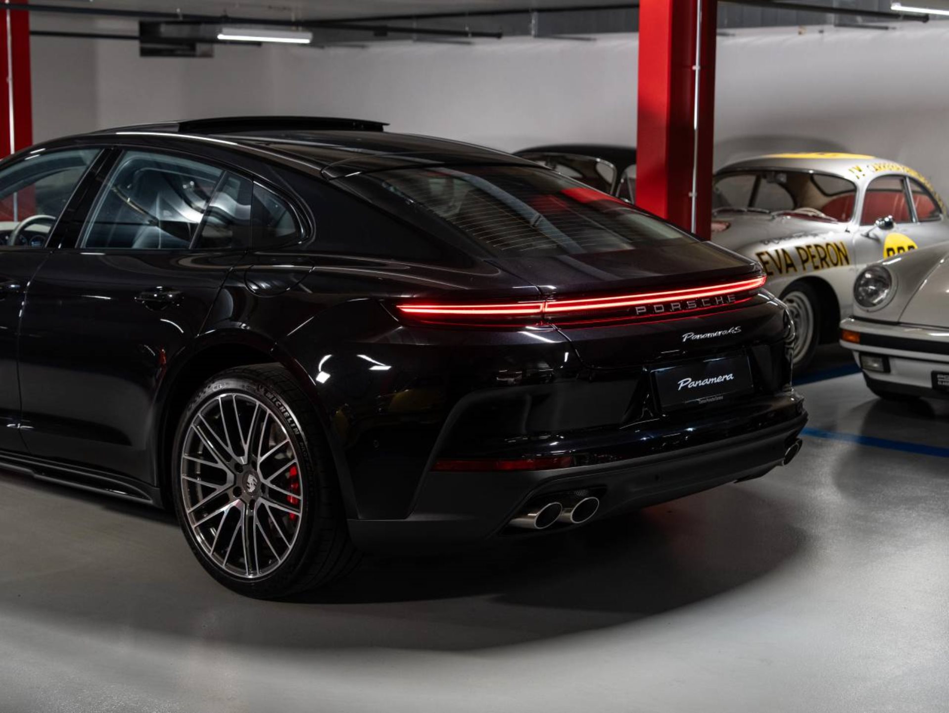 PORSCHE Panamera 4S E-Hybrid-image-22