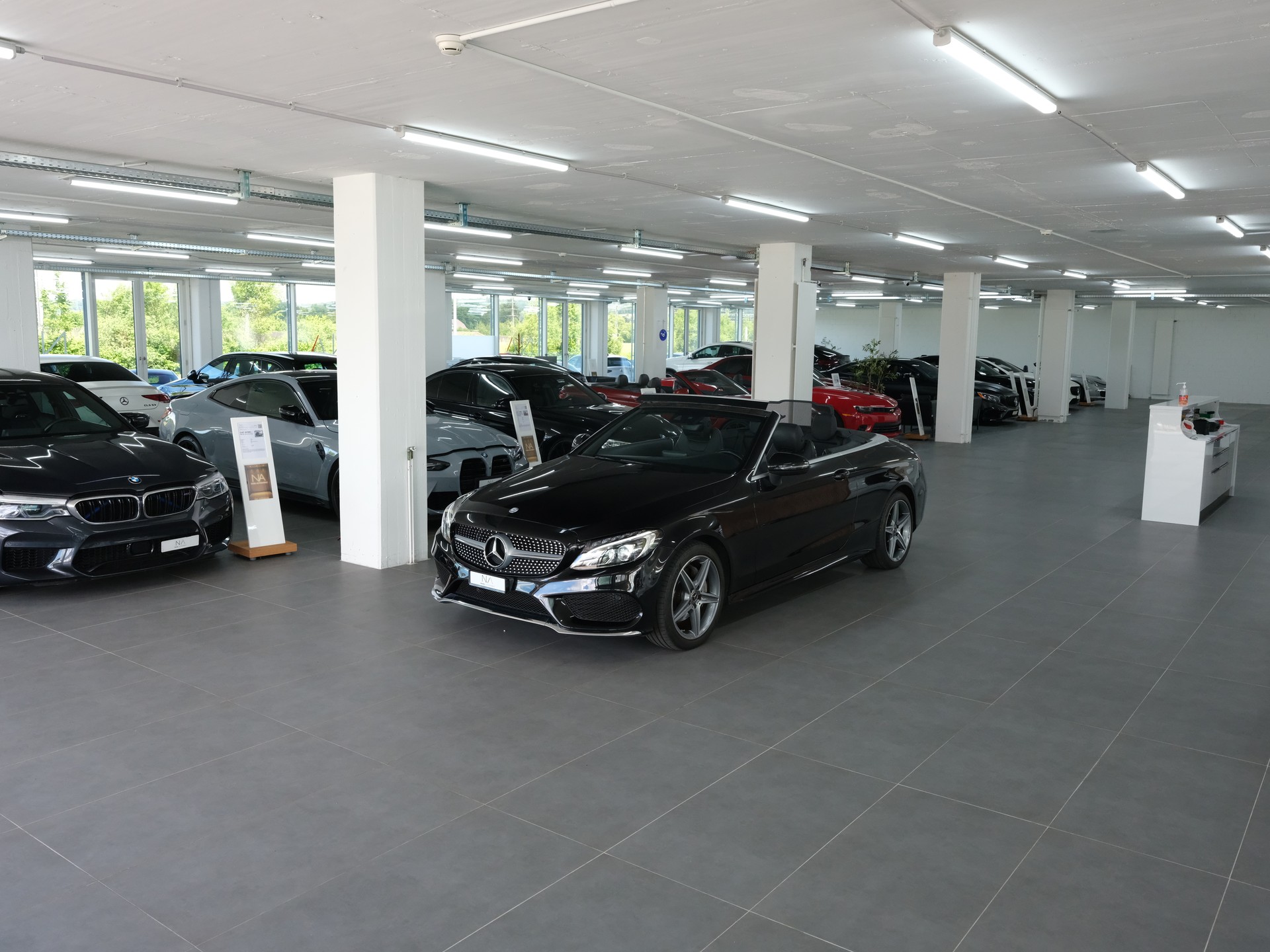 MERCEDES-BENZ C 180 Cabriolet AMG Line 9G-Tronig *Nackenheizung* *Rückfahrkamera* *Sitzlüftung/Heizung*-image-8
