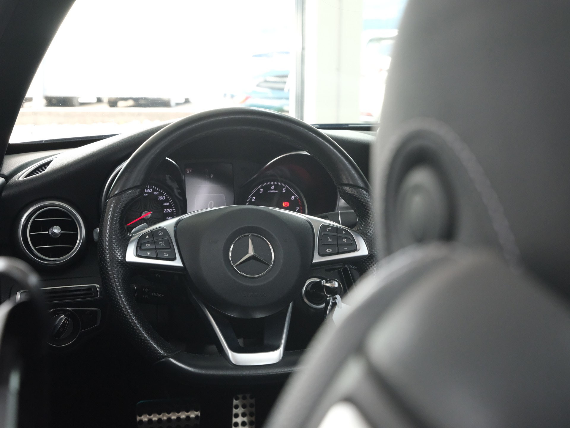 MERCEDES-BENZ C 180 Cabriolet AMG Line 9G-Tronig *Nackenheizung* *Rückfahrkamera* *Sitzlüftung/Heizung*-image-19