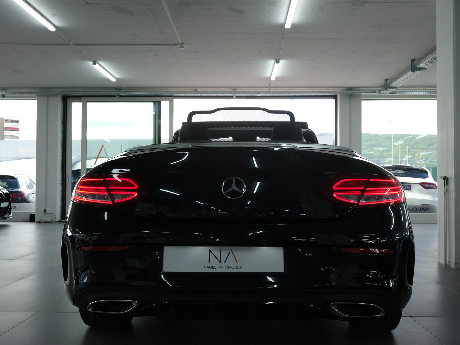 MERCEDES-BENZ C 180 Cabriolet AMG Line 9G-Tronig *Nackenheizung* *Rückfahrkamera* *Sitzlüftung/Heizung*-image-3