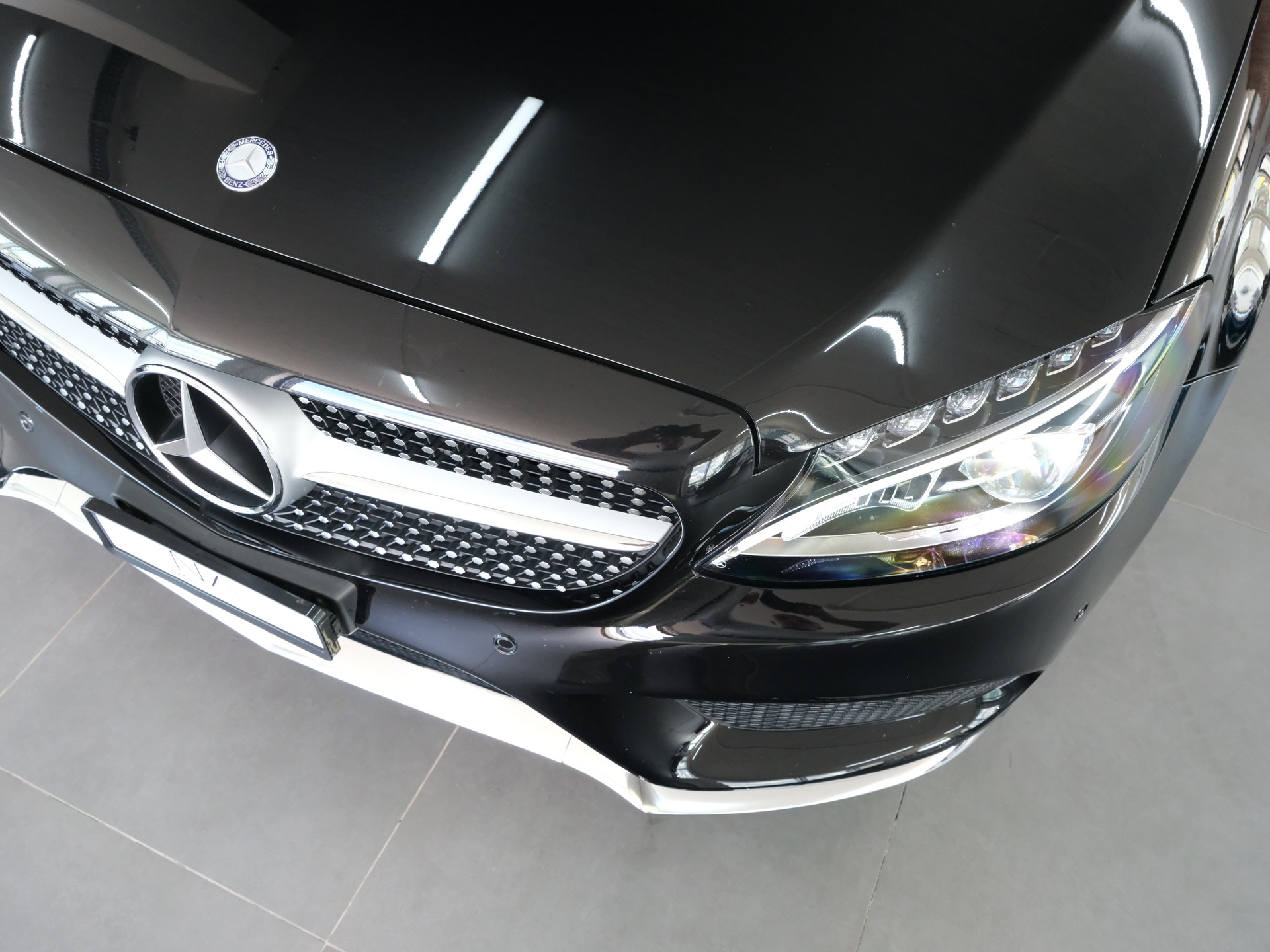 MERCEDES-BENZ C 180 Cabriolet AMG Line 9G-Tronig *Nackenheizung* *Rückfahrkamera* *Sitzlüftung/Heizung*-image-10