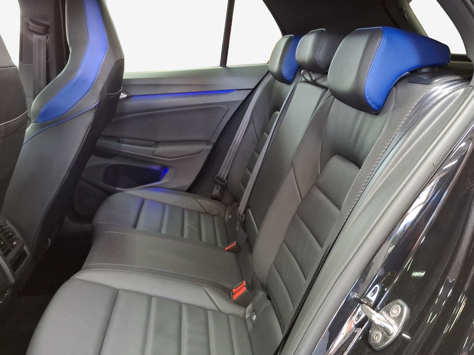 VW Golf 2.0 TSI R DSG 4Motion R 20 Years-image-11