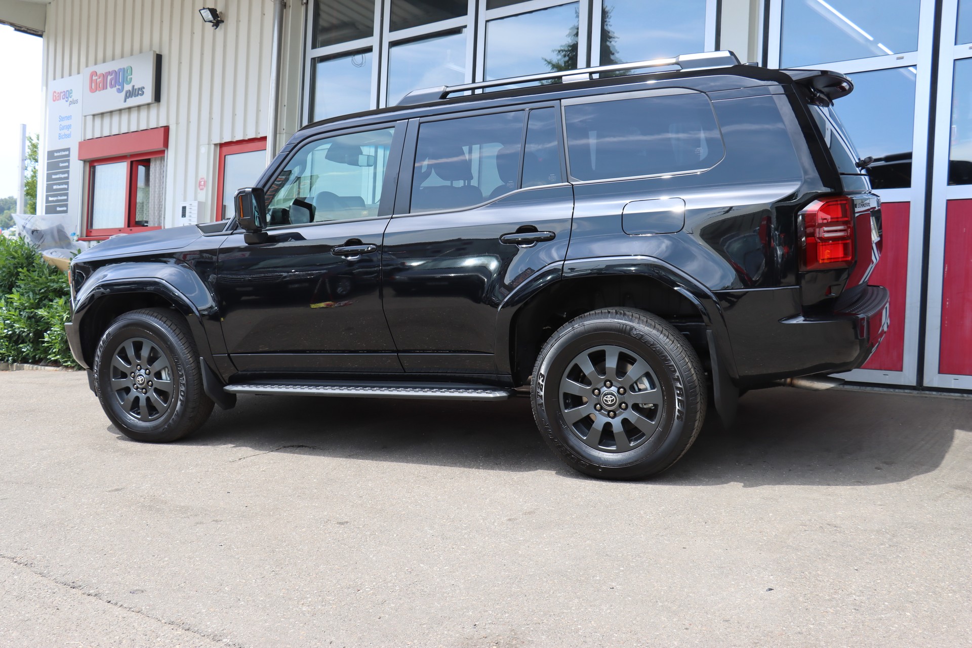TOYOTA Land Cruiser 2.8TD 48V Style-image-5
