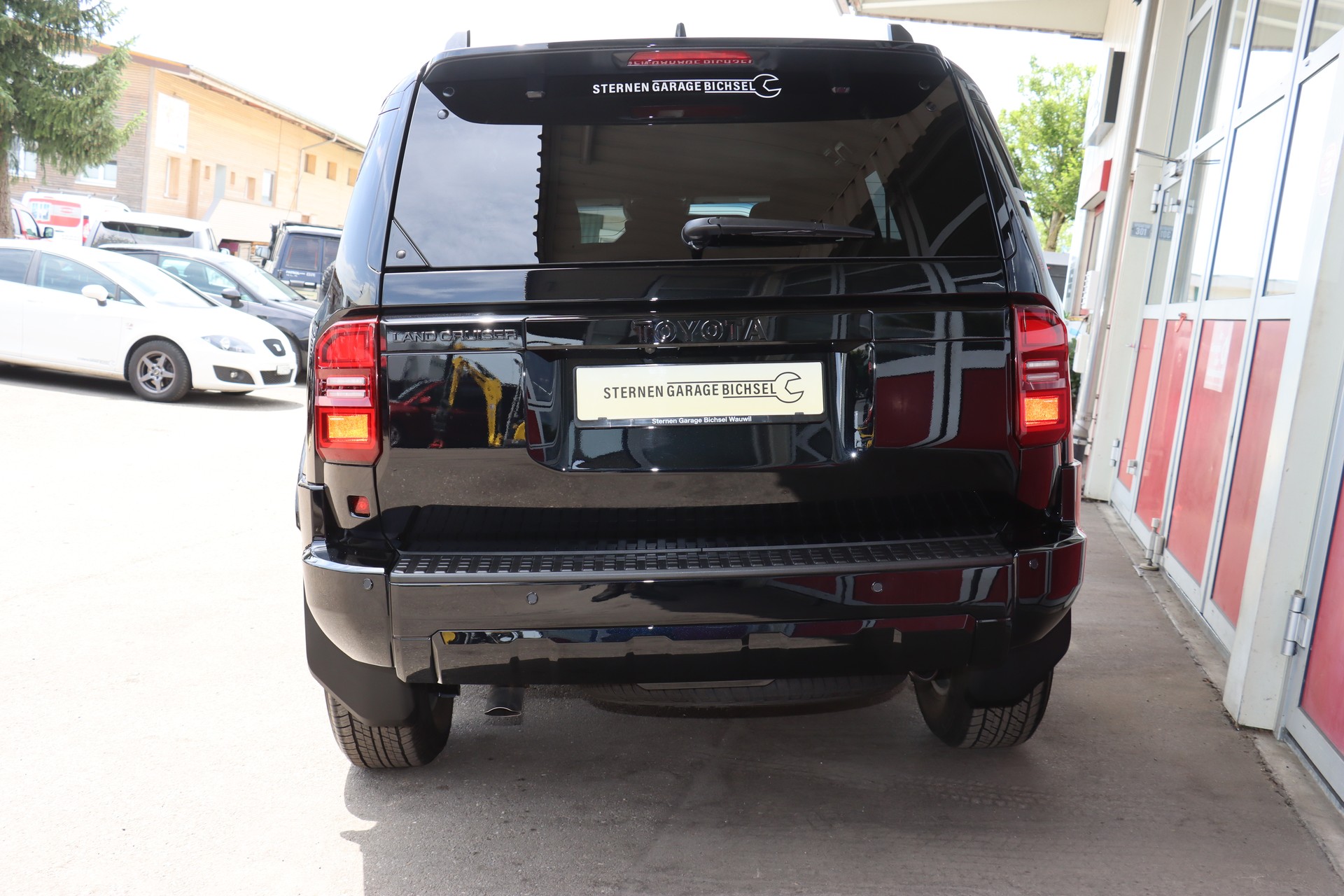 TOYOTA Land Cruiser 2.8TD 48V Style-image-7