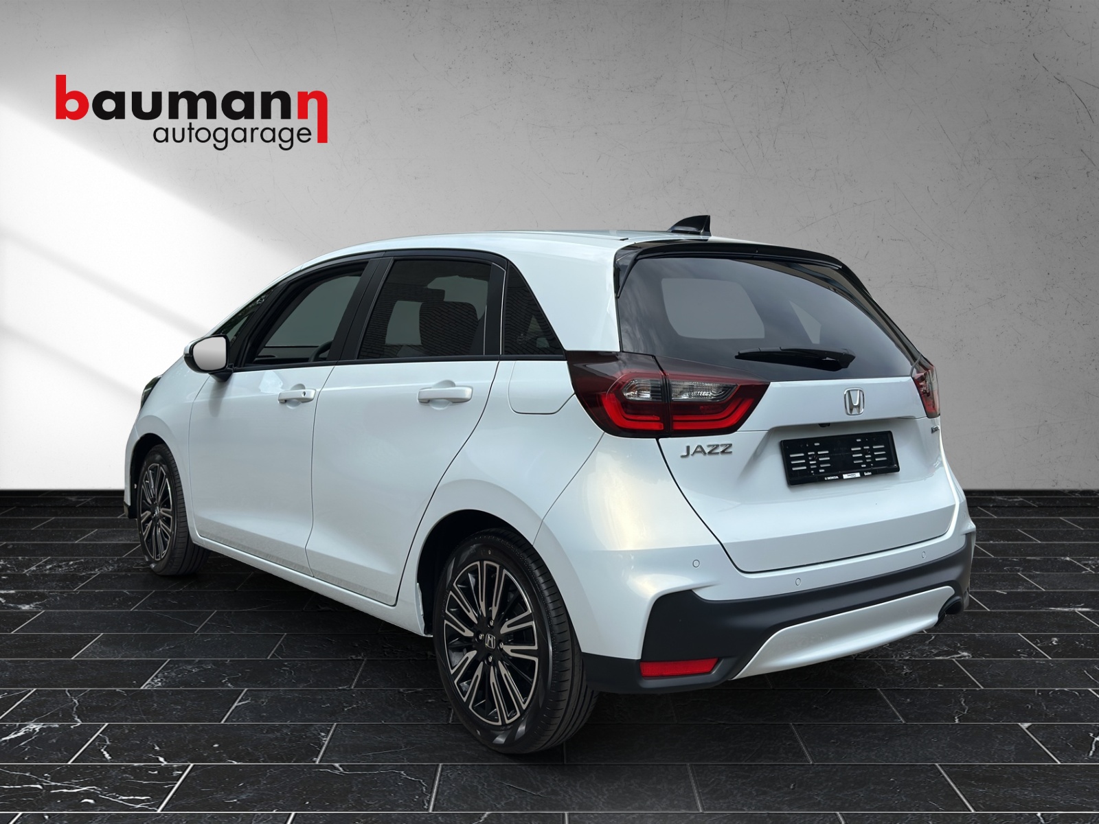 HONDA Jazz 1.5i-MMD Advance E-CVT-image-3