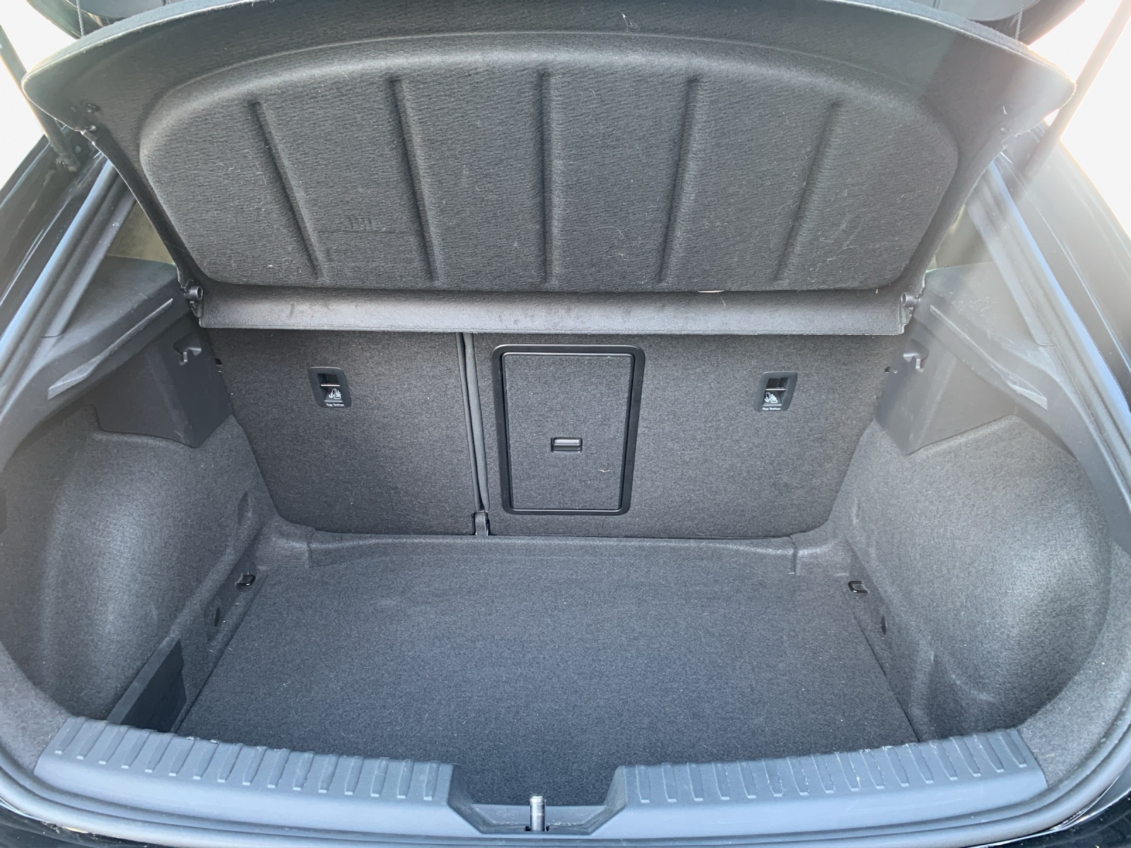 SEAT Leon 1.5 eTSI mHEV DSG FR-image-12