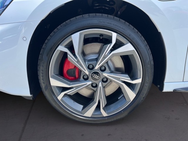 AUDI A3 Sportback TFSI e 200 kW S line Attraction S tronic-image-8