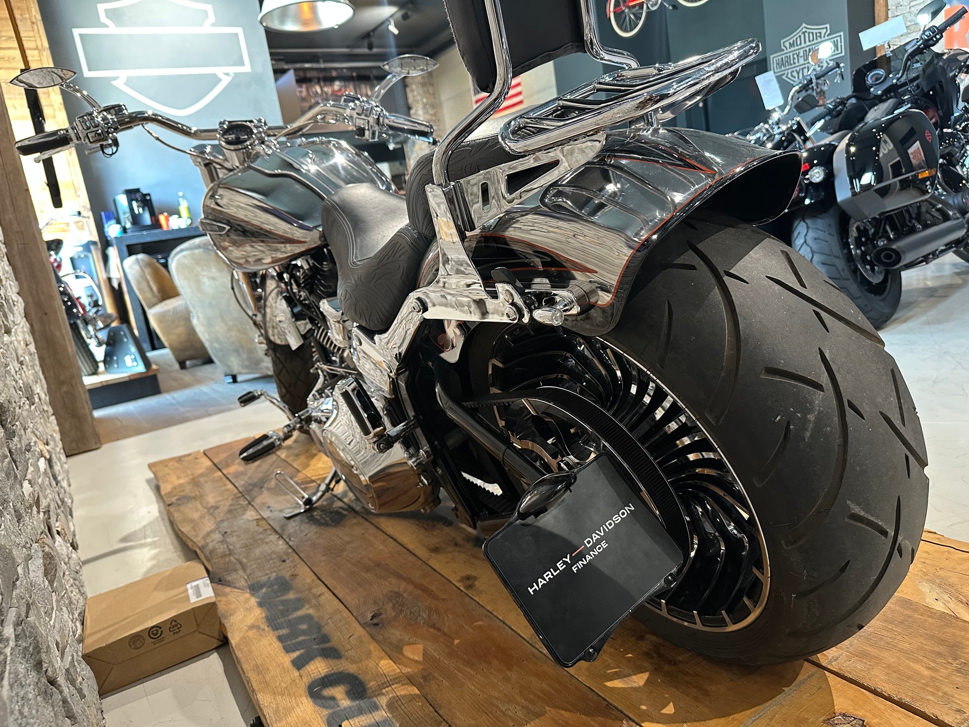 HARLEY-DAVIDSON FXSBSE Softail Breakout ABS CVO-image-11