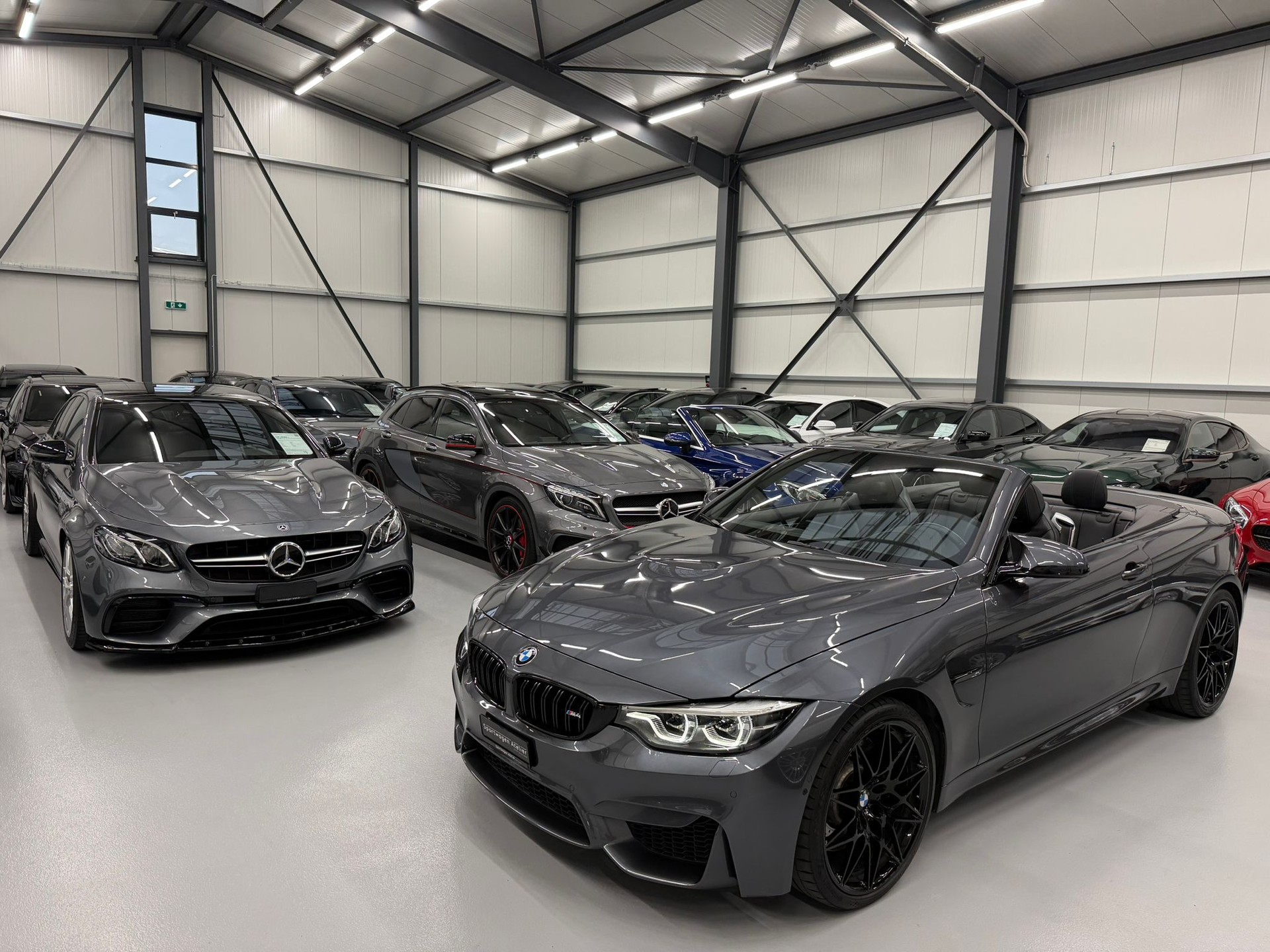 BMW M4 Cabriolet Drivelogic M Competition-image-1