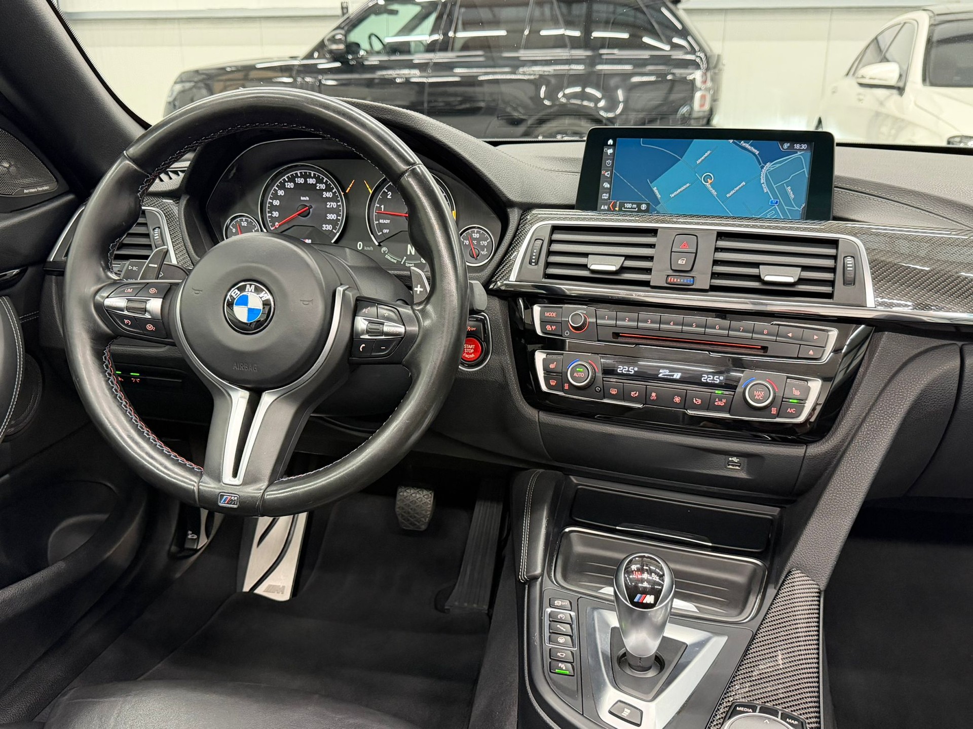 BMW M4 Cabriolet Drivelogic M Competition-image-15