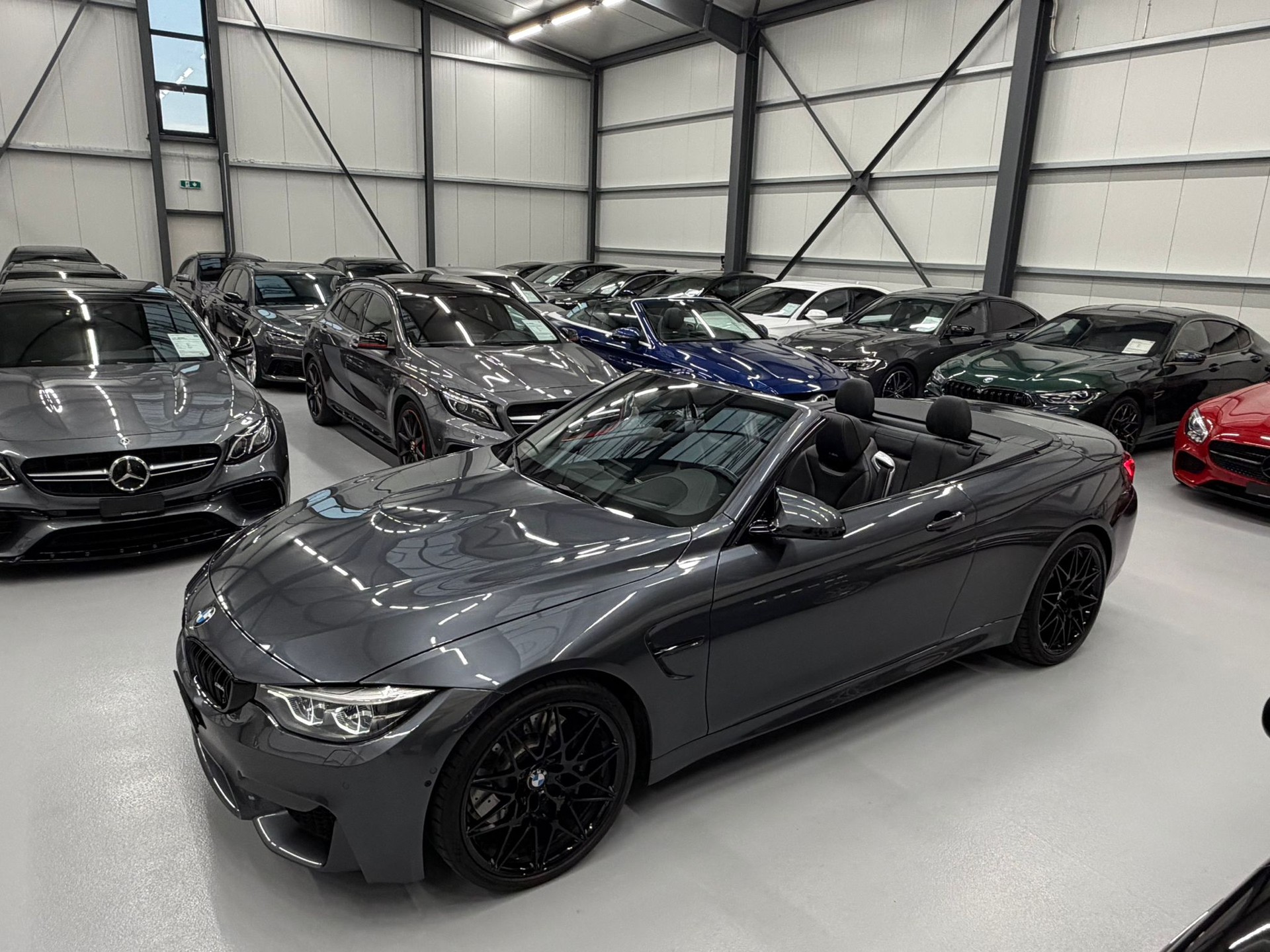 BMW M4 Cabriolet Drivelogic M Competition-image-2