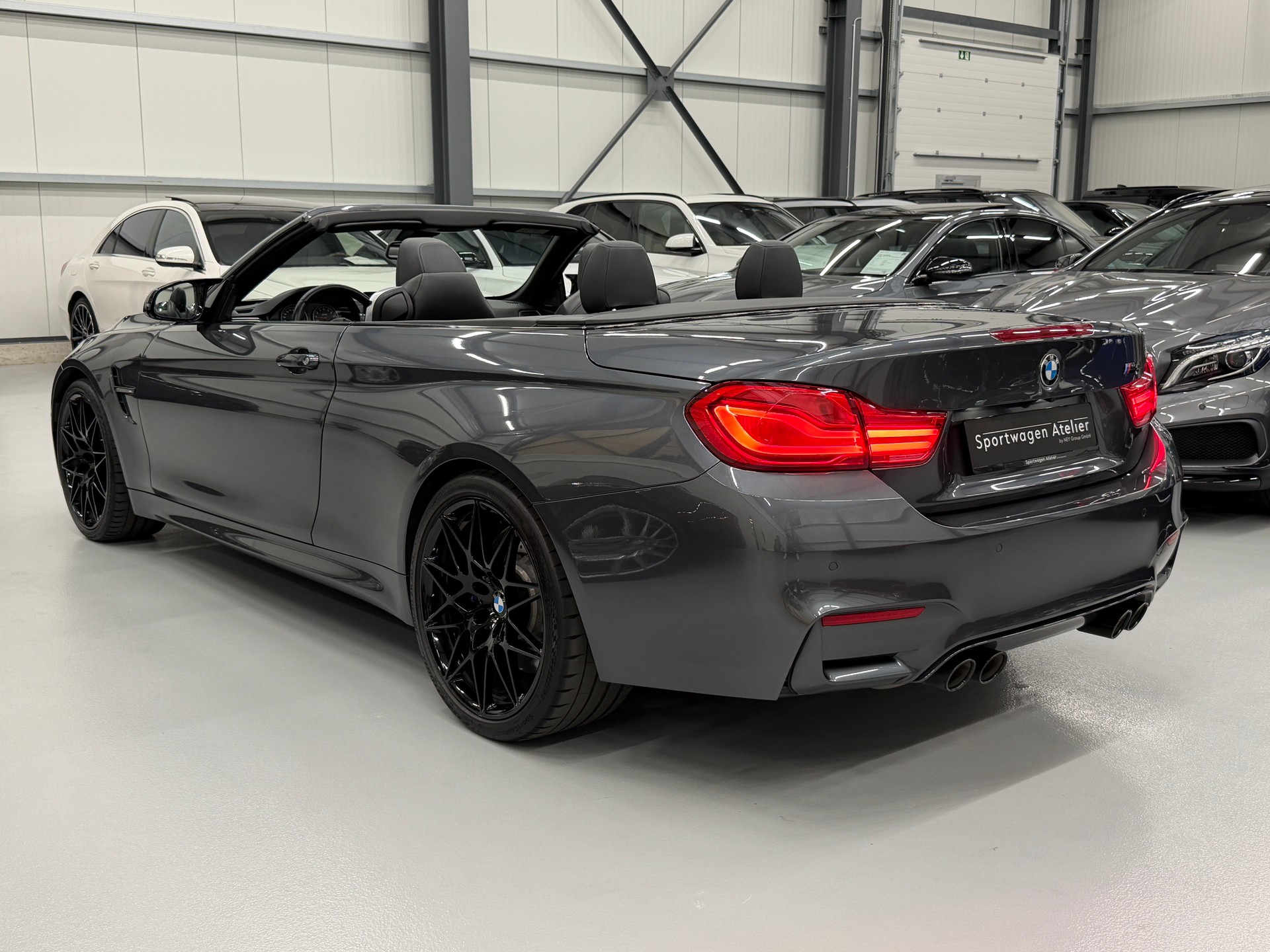 BMW M4 Cabriolet Drivelogic M Competition-image-5