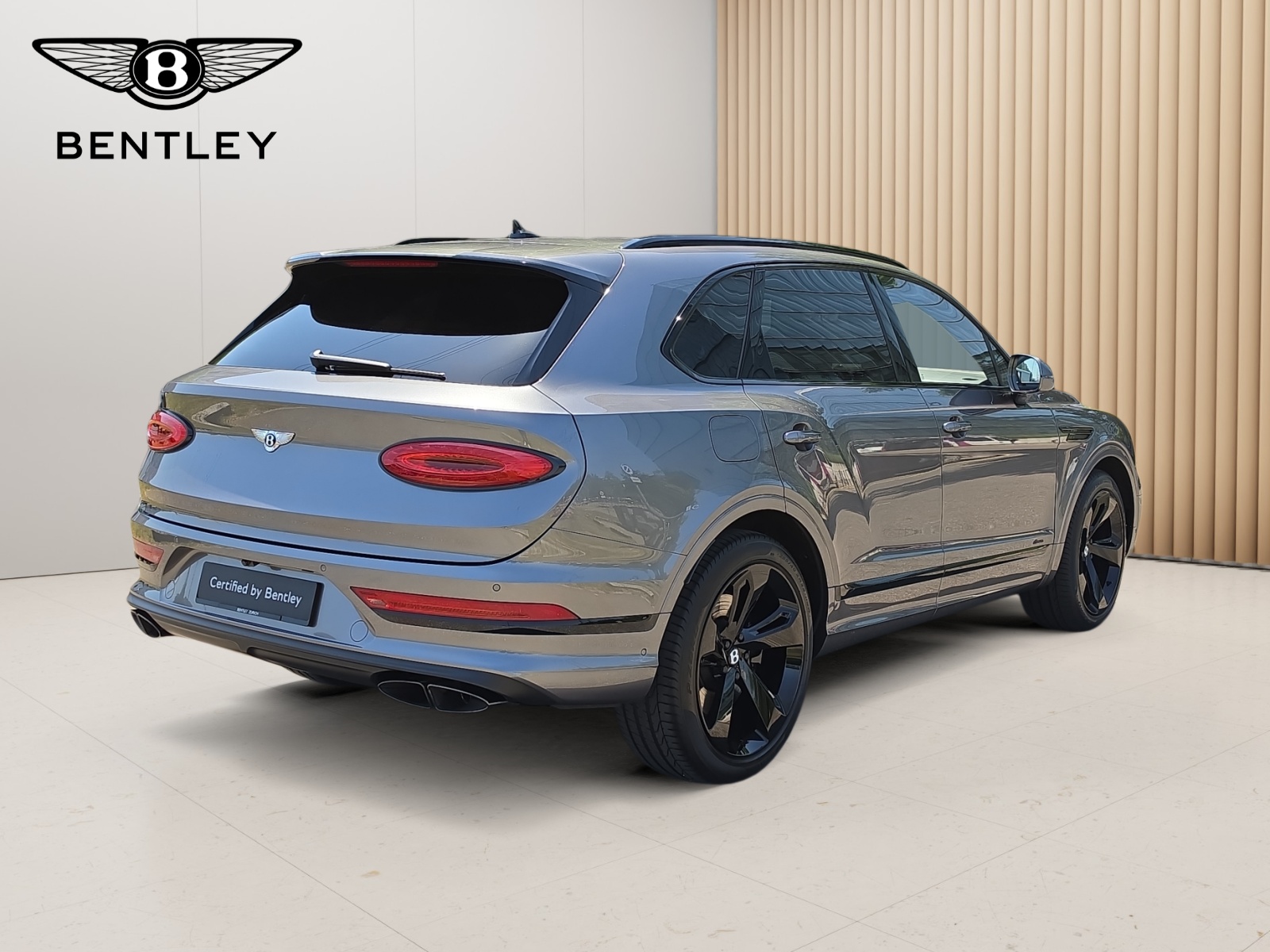 BENTLEY Bentayga Azure V8-image-5