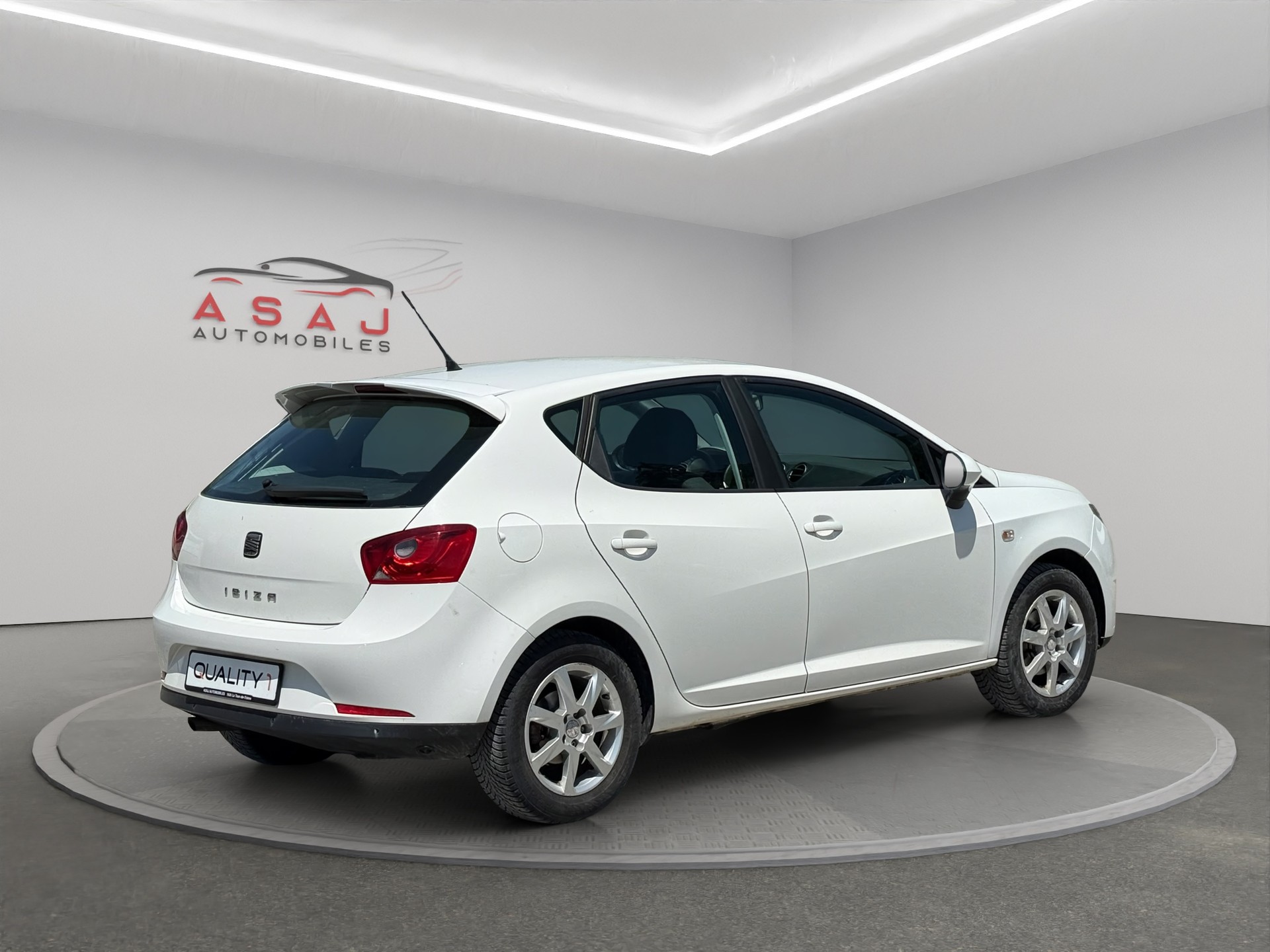 SEAT Ibiza 1.6 Style DSG-image-6
