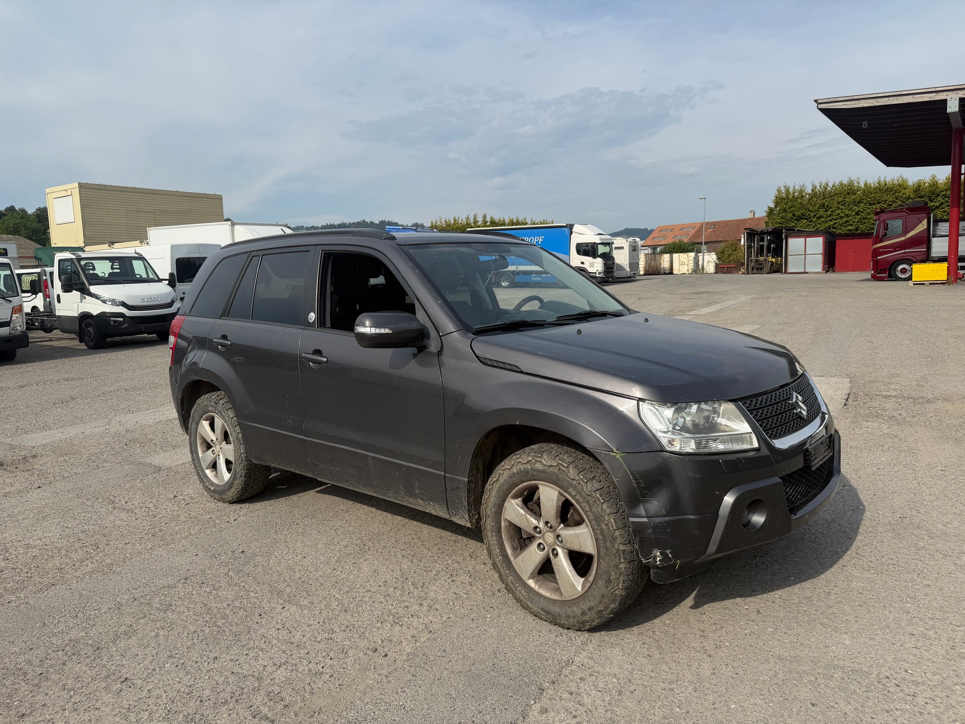 SUZUKI Grand Vitara 2.4 16V GL Top-image-2