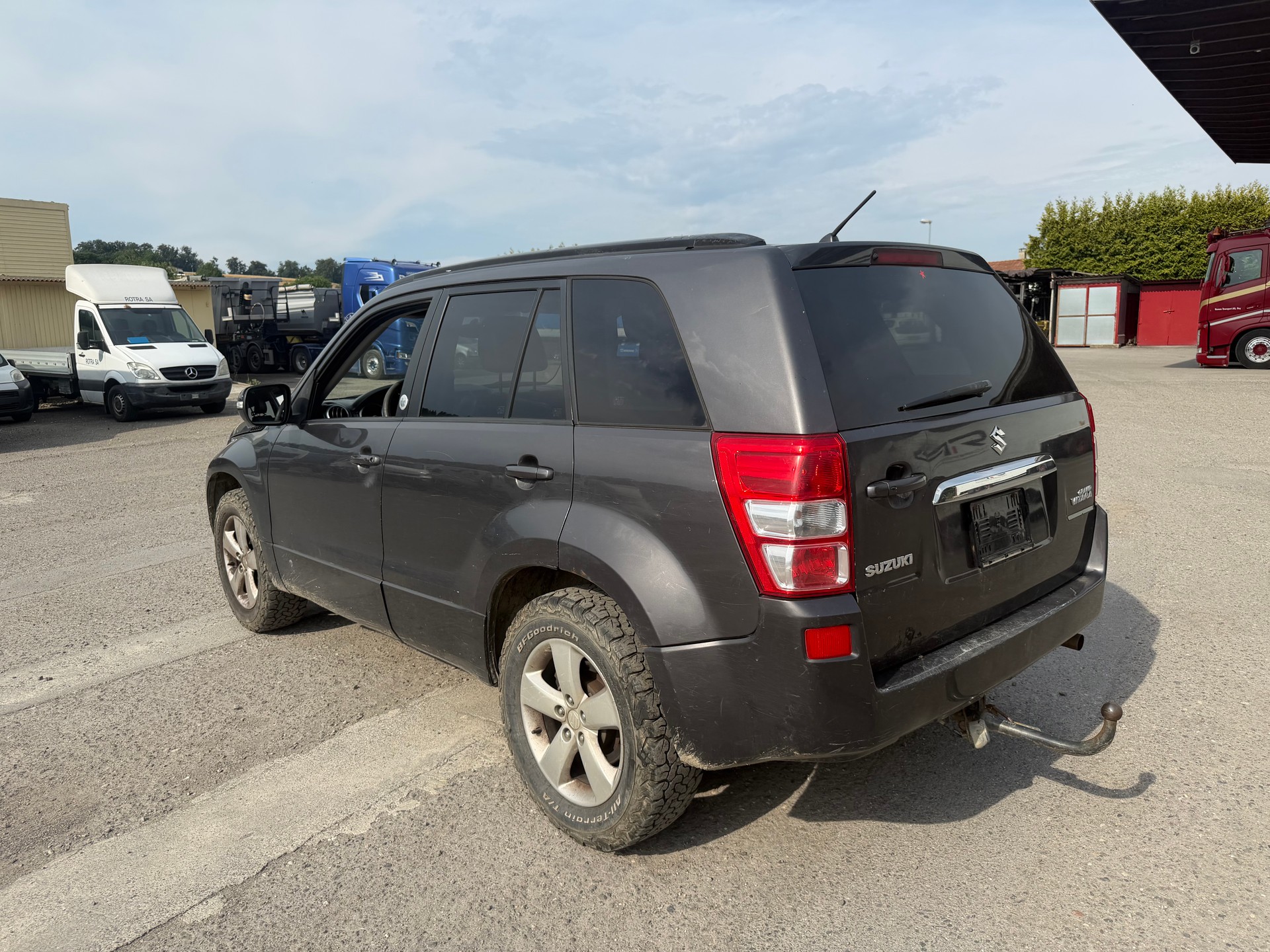 SUZUKI Grand Vitara 2.4 16V GL Top-image-4