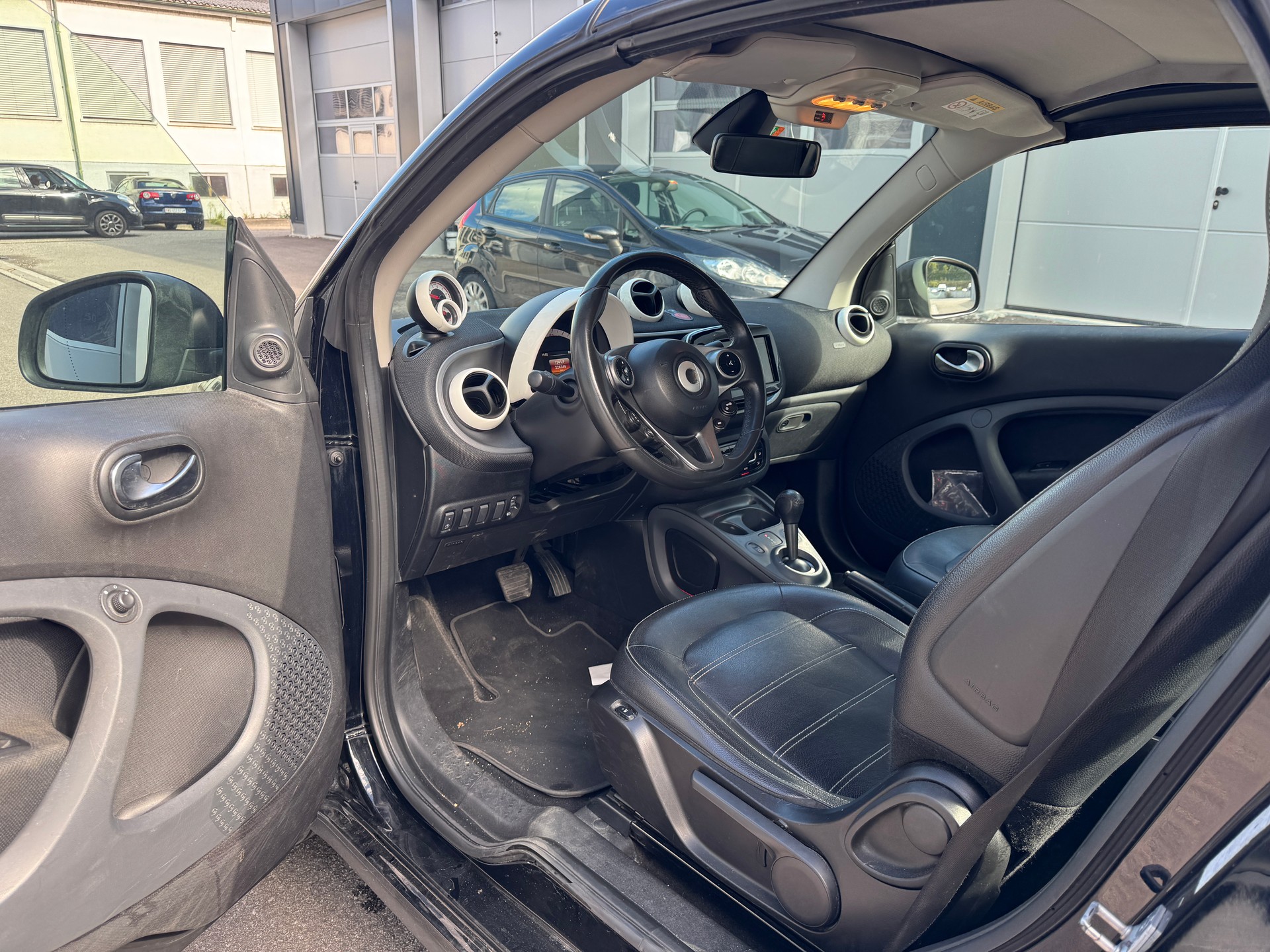 SMART fortwo prime-image-6