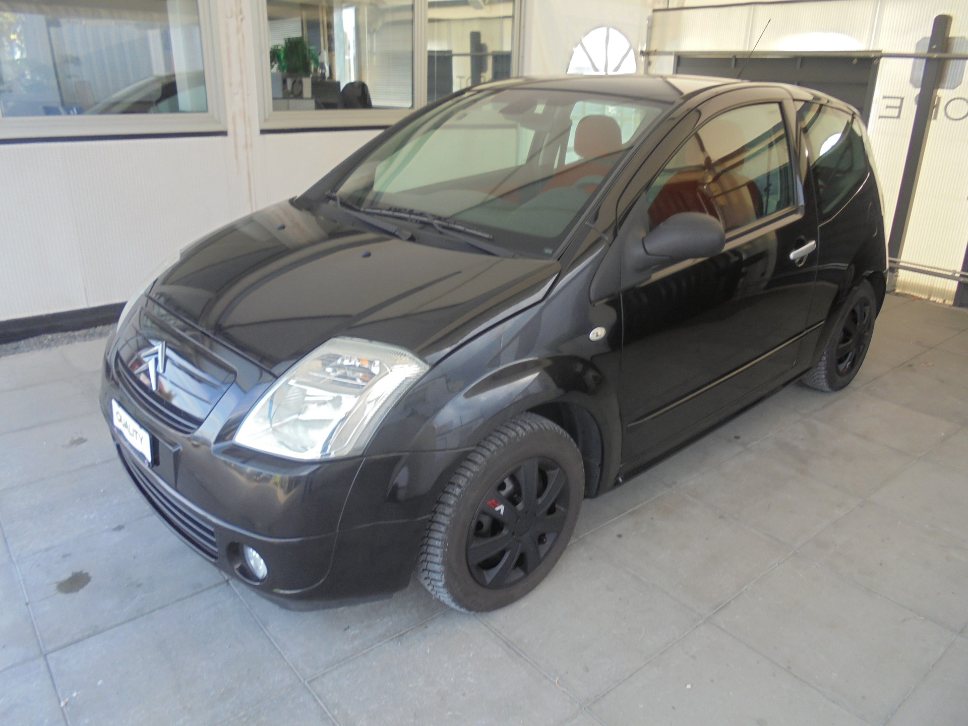 CITROEN C2 1.4i Exclusive-image-0
