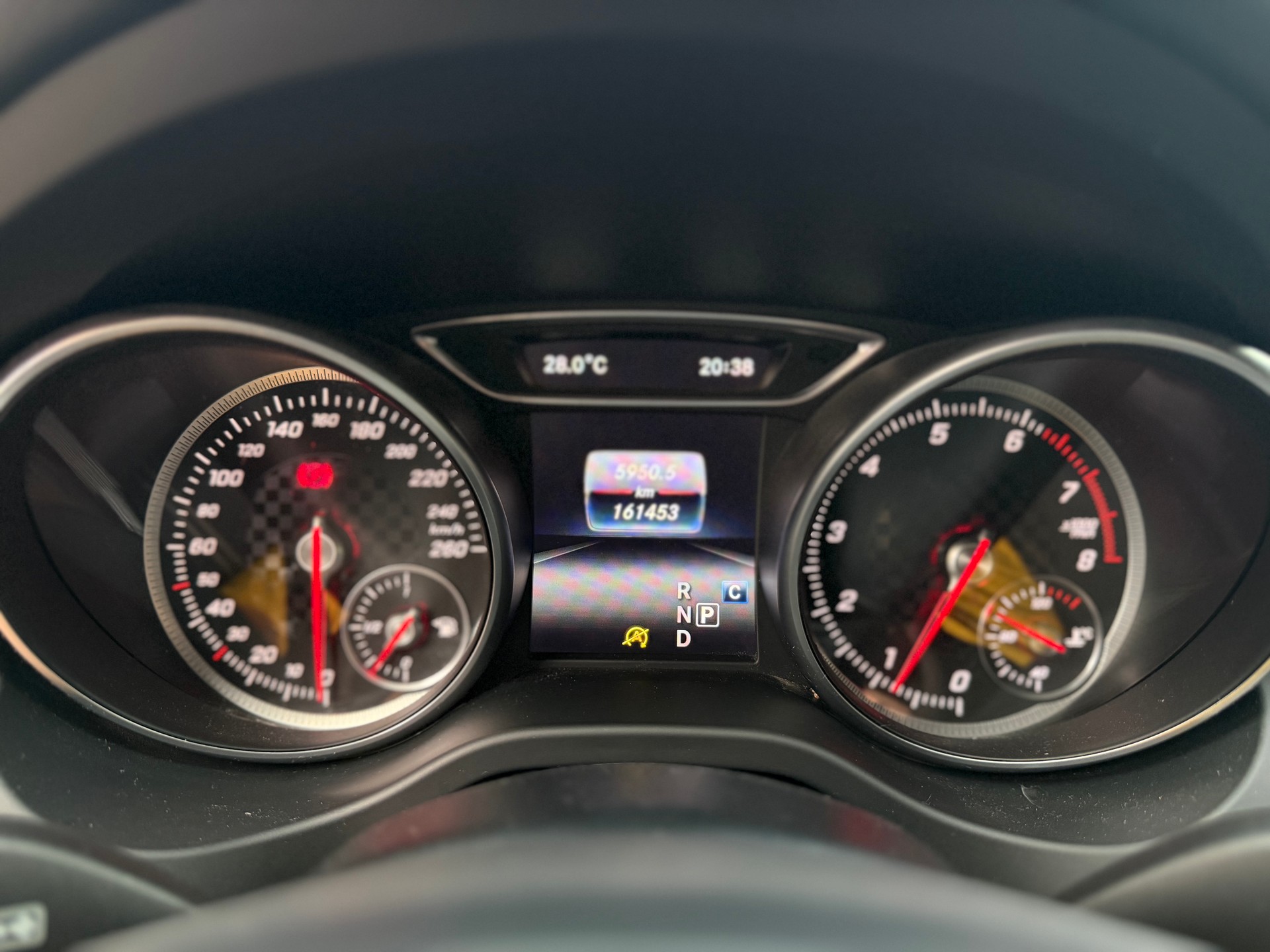 MERCEDES-BENZ A 180 Night Star 7G-DCT-image-8