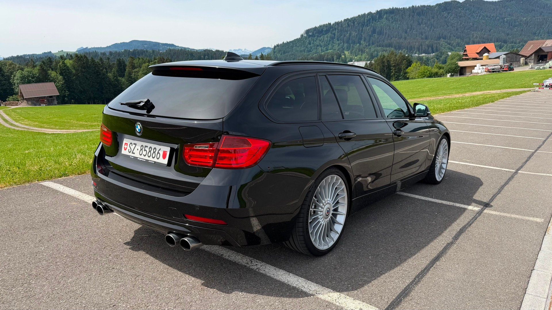 BMW-ALPINA B3 BiTurbo Touring 3.0 xDrive Switch-Tronic-image-2