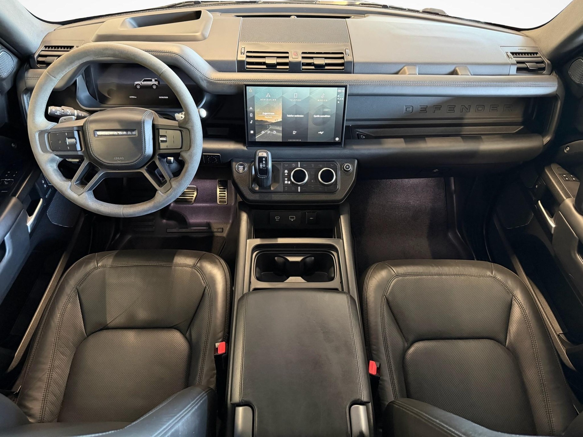 LAND ROVER Defender 110 5.0 V8 SC-image-8