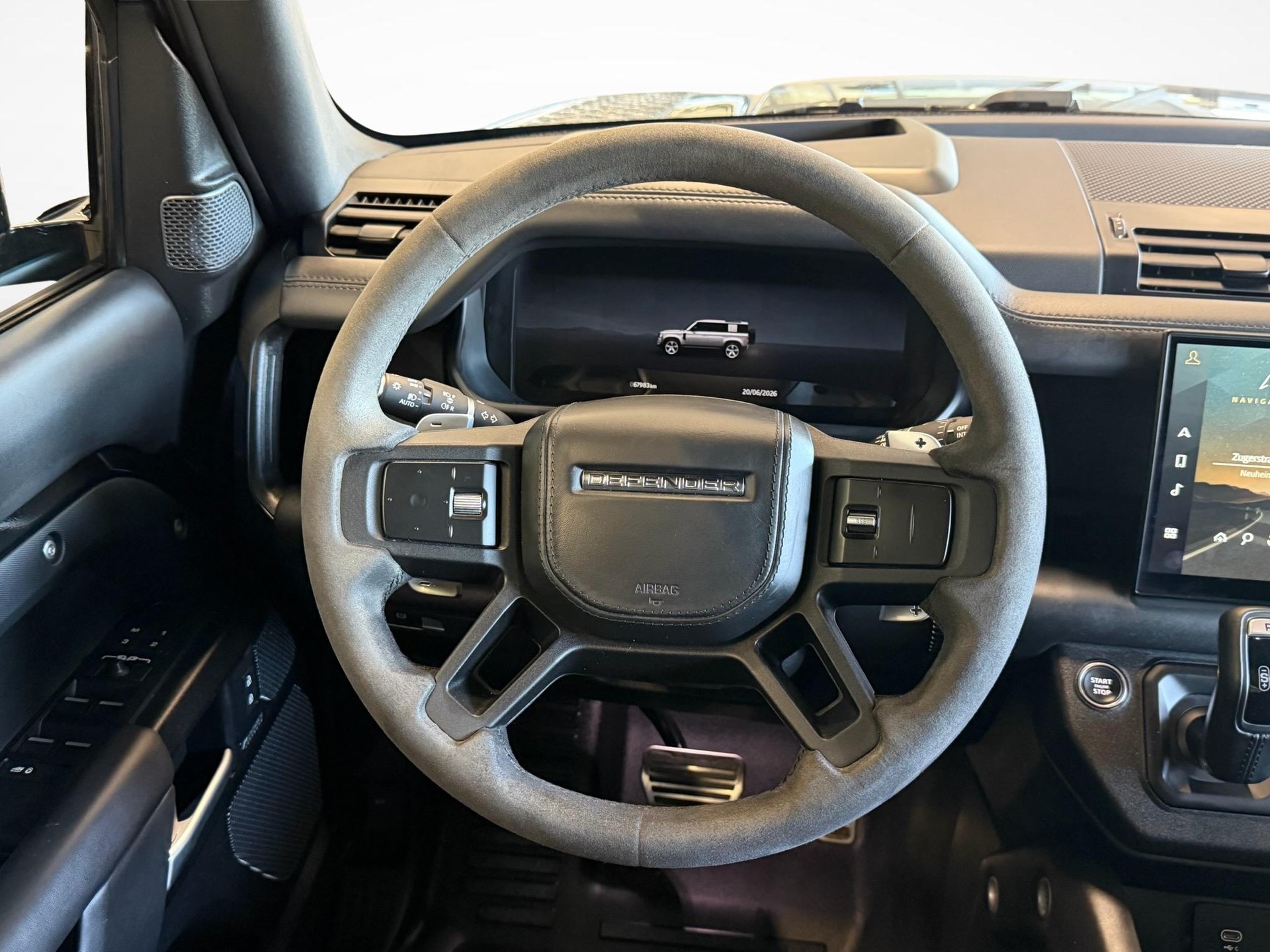 LAND ROVER Defender 110 5.0 V8 SC-image-14