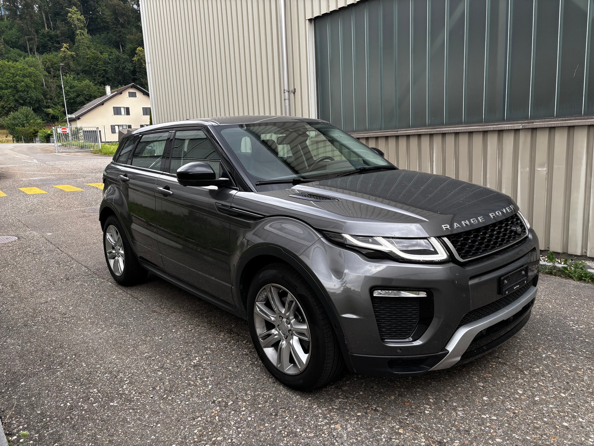 LAND ROVER Range Rover Evoque 2.0 TD4 HSE-image-0