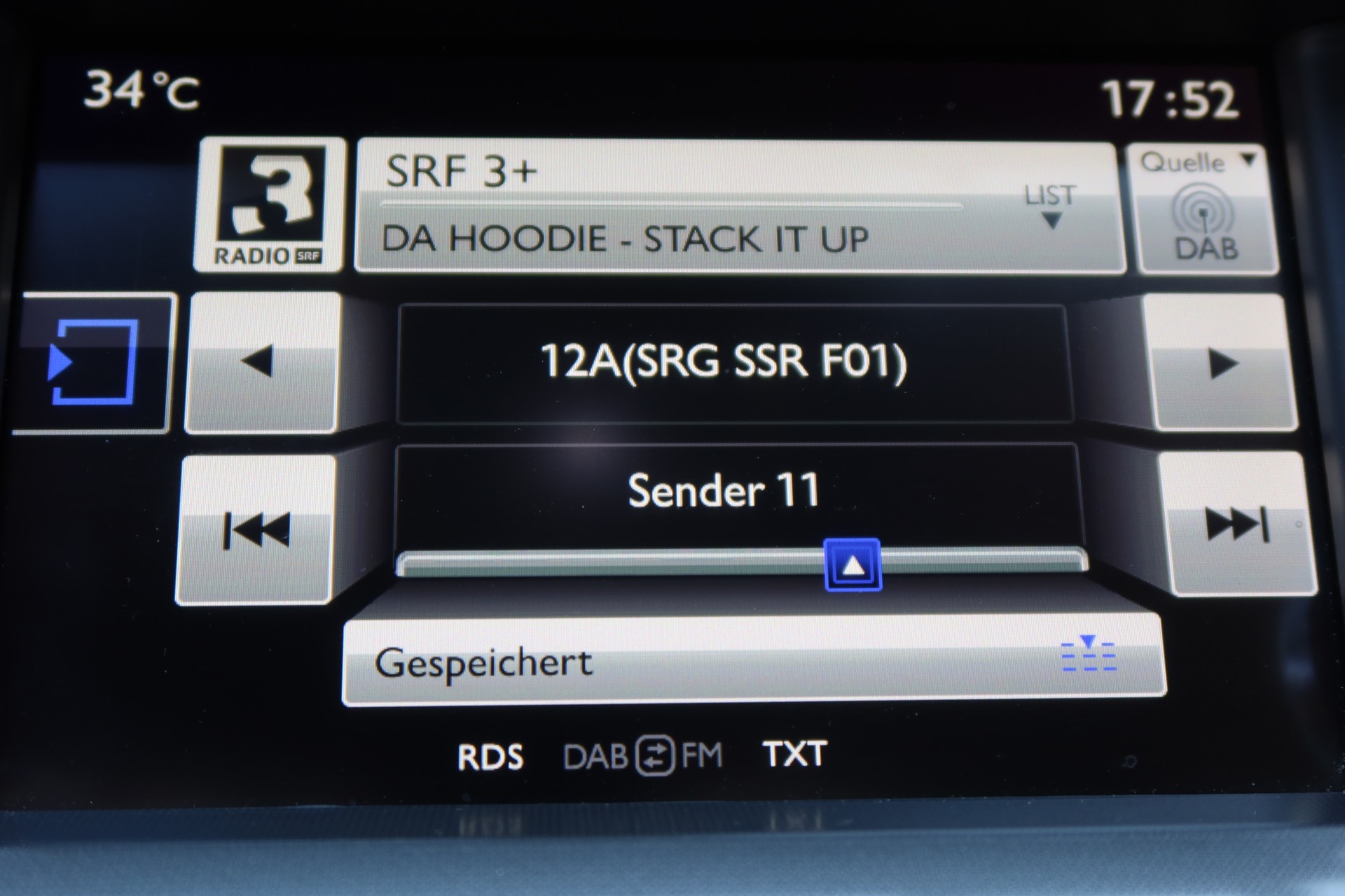 CITROEN C4 1.2 Pure Tech Shine-image-10