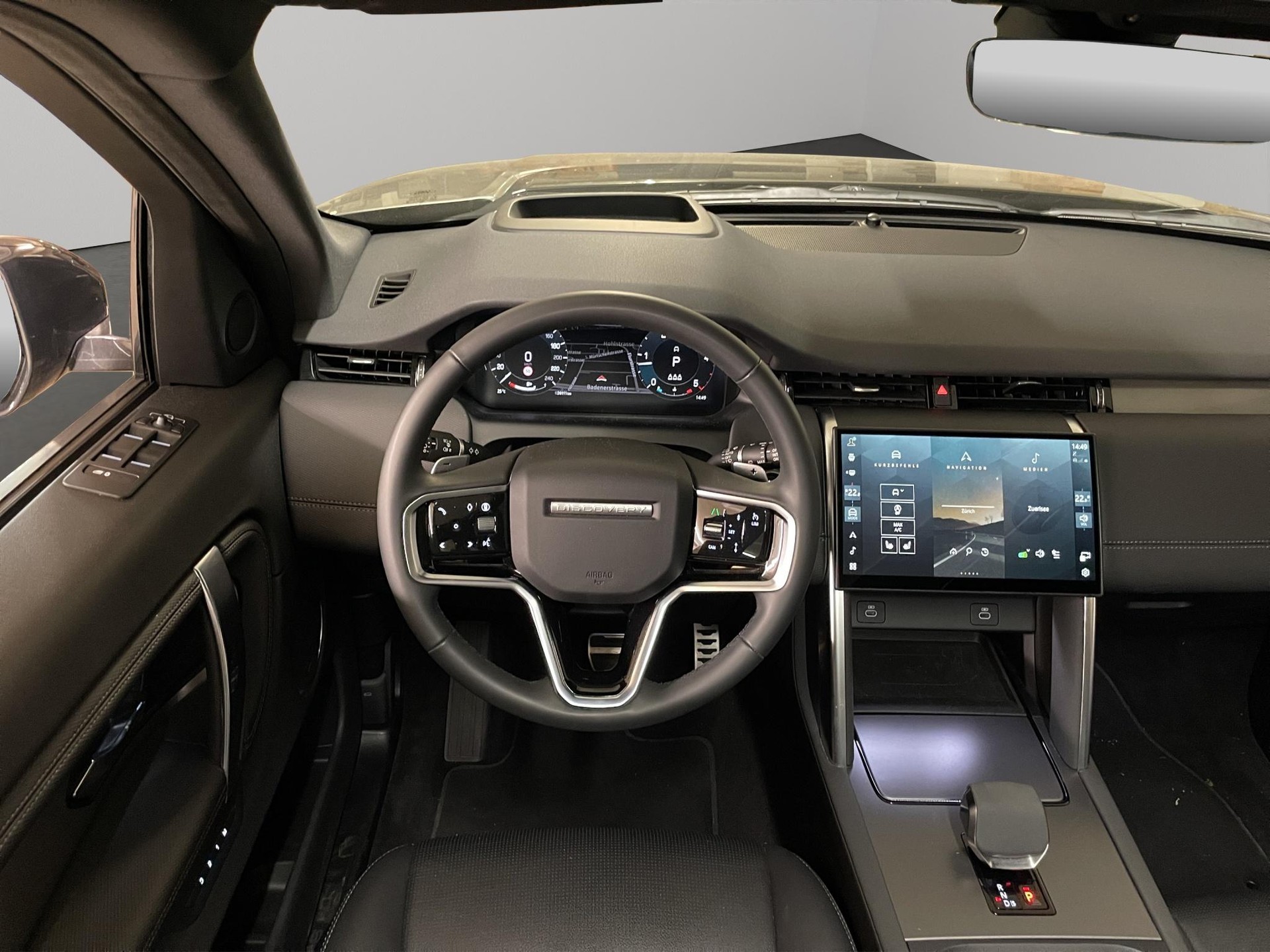LAND ROVER Discovery Sport 2.0 D I4 165 Dynamic SE-image-8