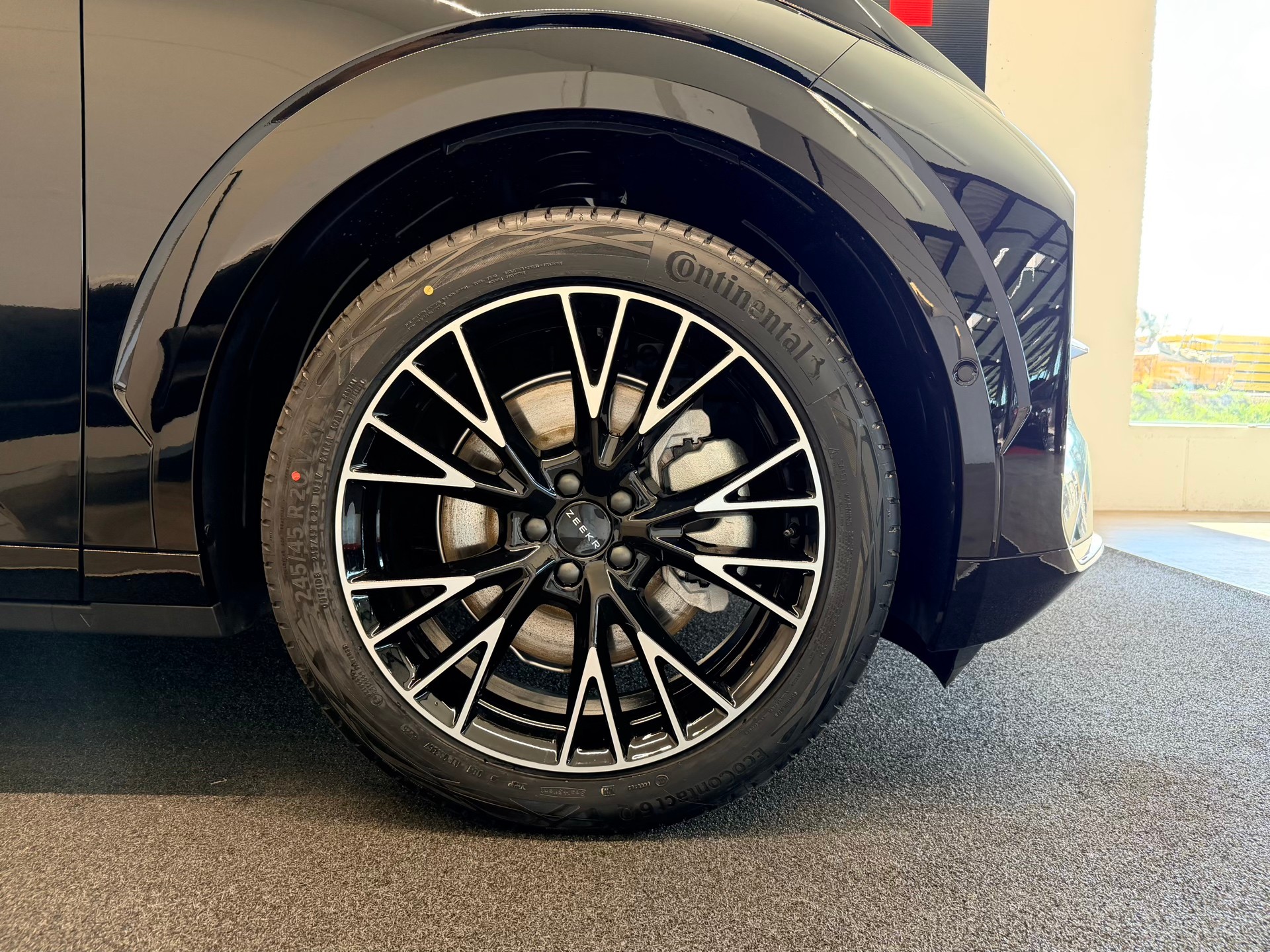 ZEEKR X 69kWh Privilege AWD-image-6