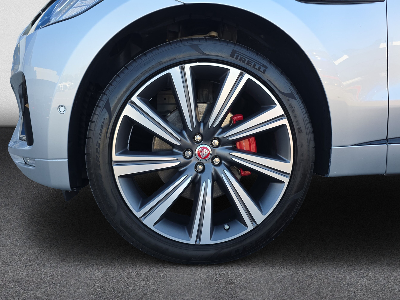 JAGUAR F-Pace 3.0 V6 S/C S AWD (CH)-image-9