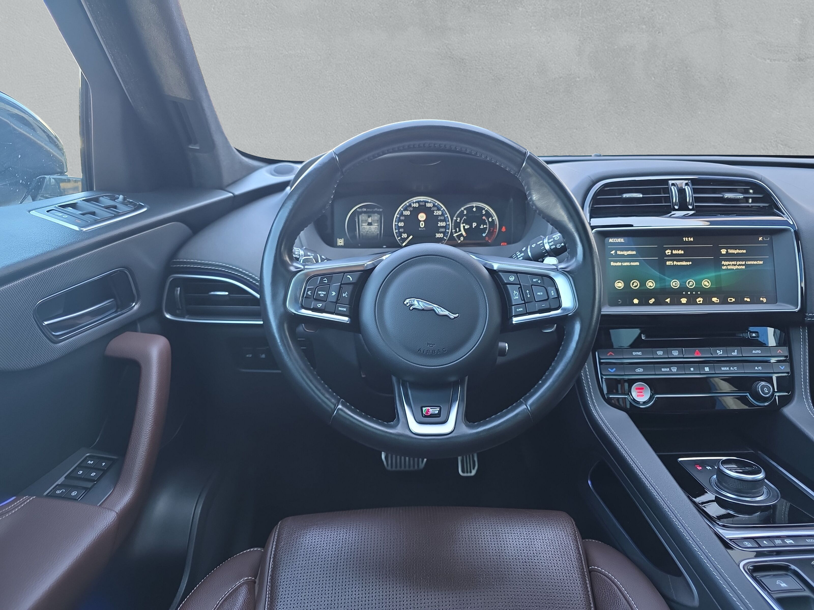 JAGUAR F-Pace 3.0 V6 S/C S AWD (CH)-image-20