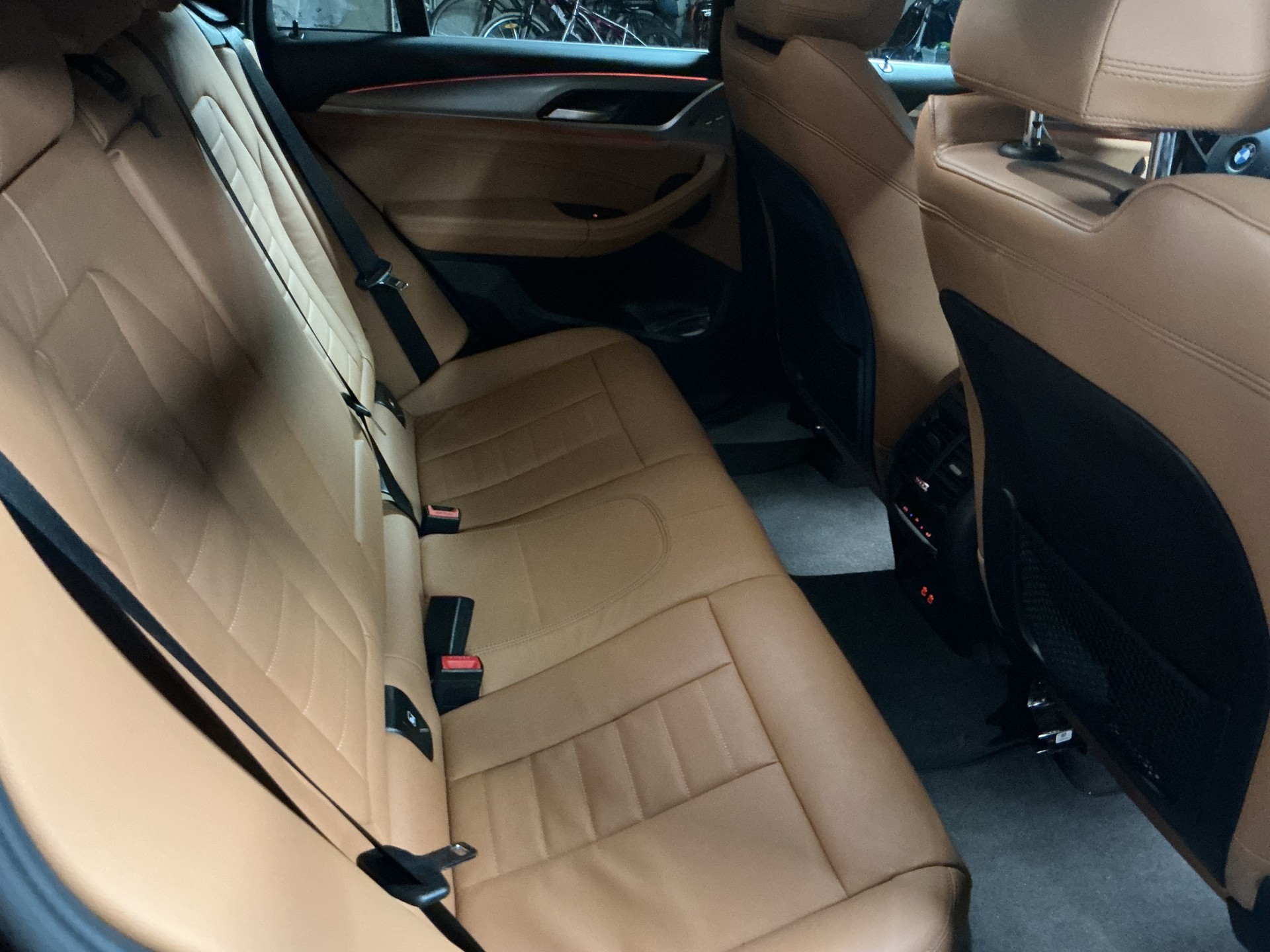 BMW 20d xDrive-image-3