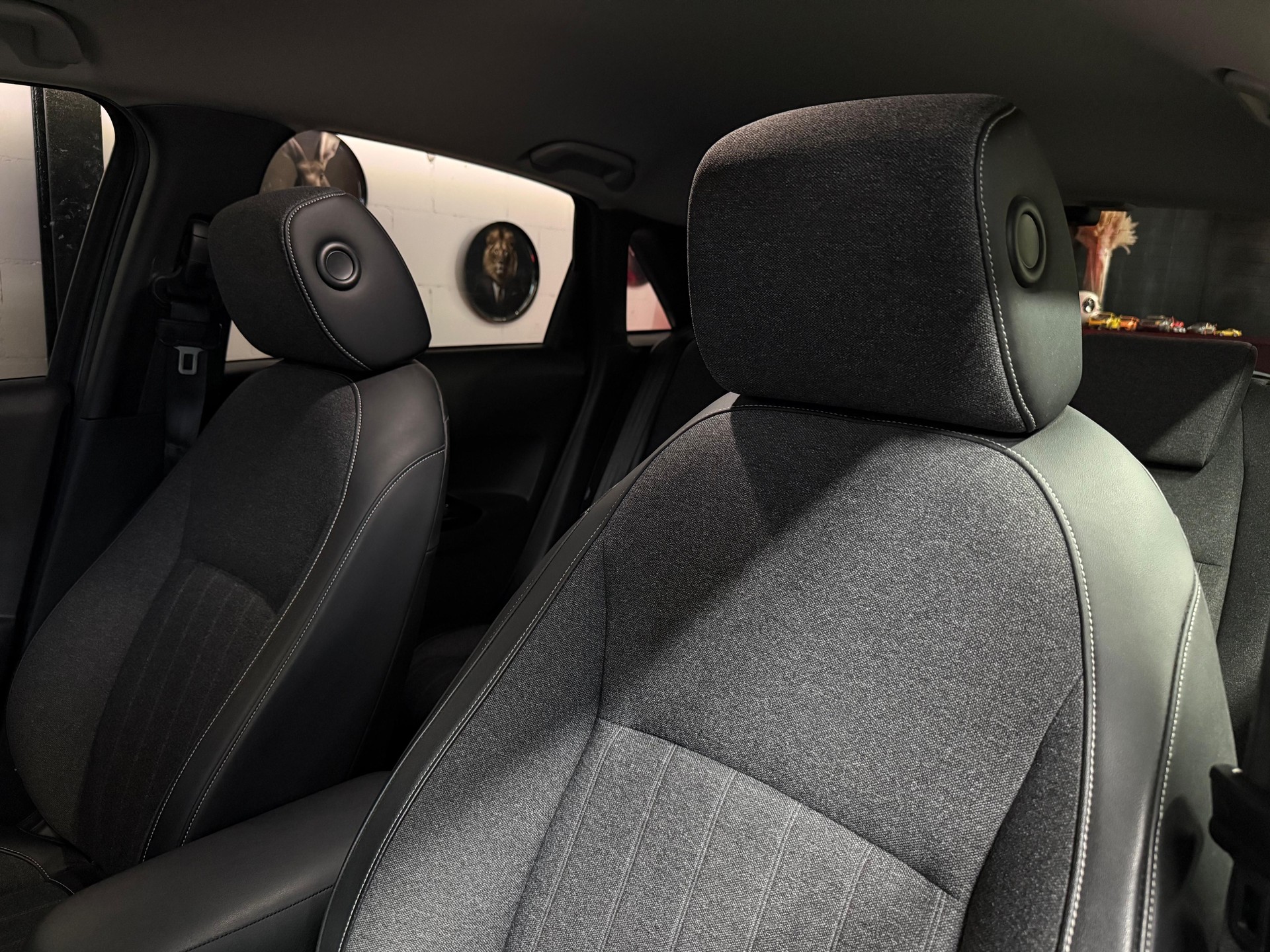 HONDA Jazz 1.5i-MMD Elegance E-CVT-image-8