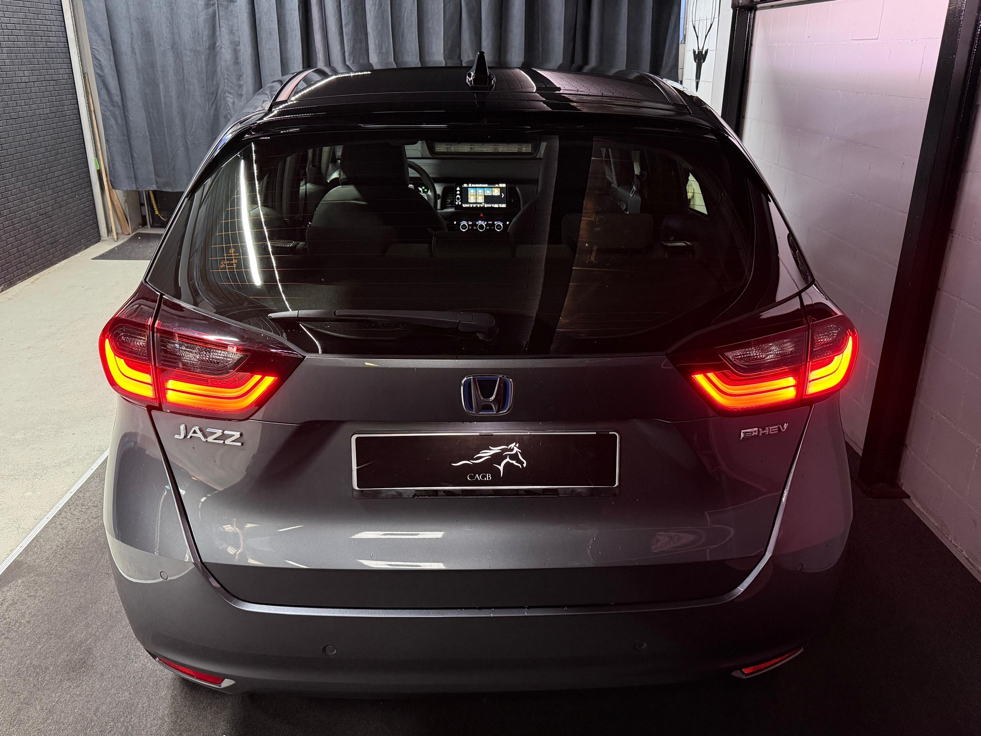 HONDA Jazz 1.5i-MMD Elegance E-CVT-image-3