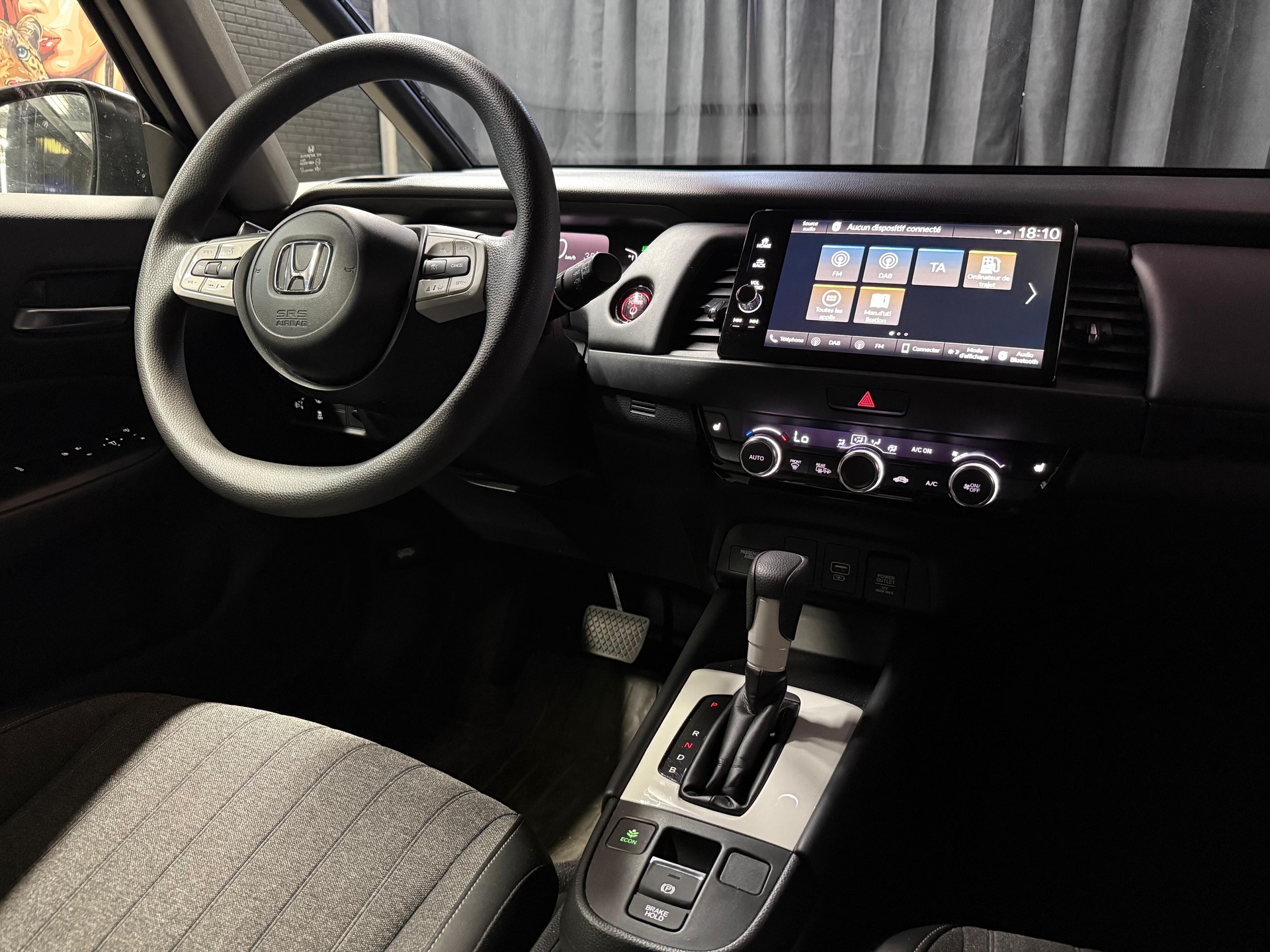 HONDA Jazz 1.5i-MMD Elegance E-CVT-image-6