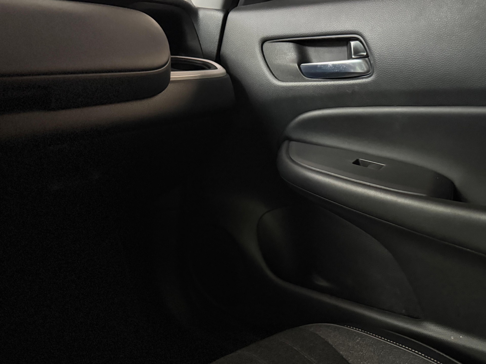 HONDA Jazz 1.5i-MMD Elegance E-CVT-image-10