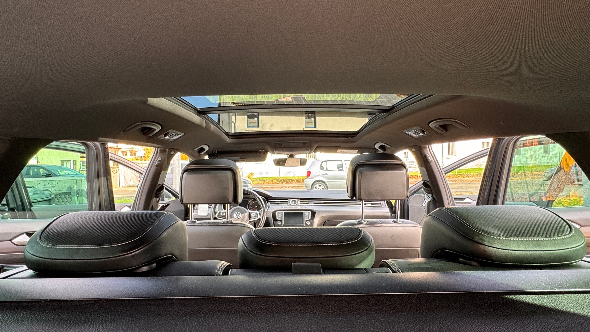 VW RLine-image-4