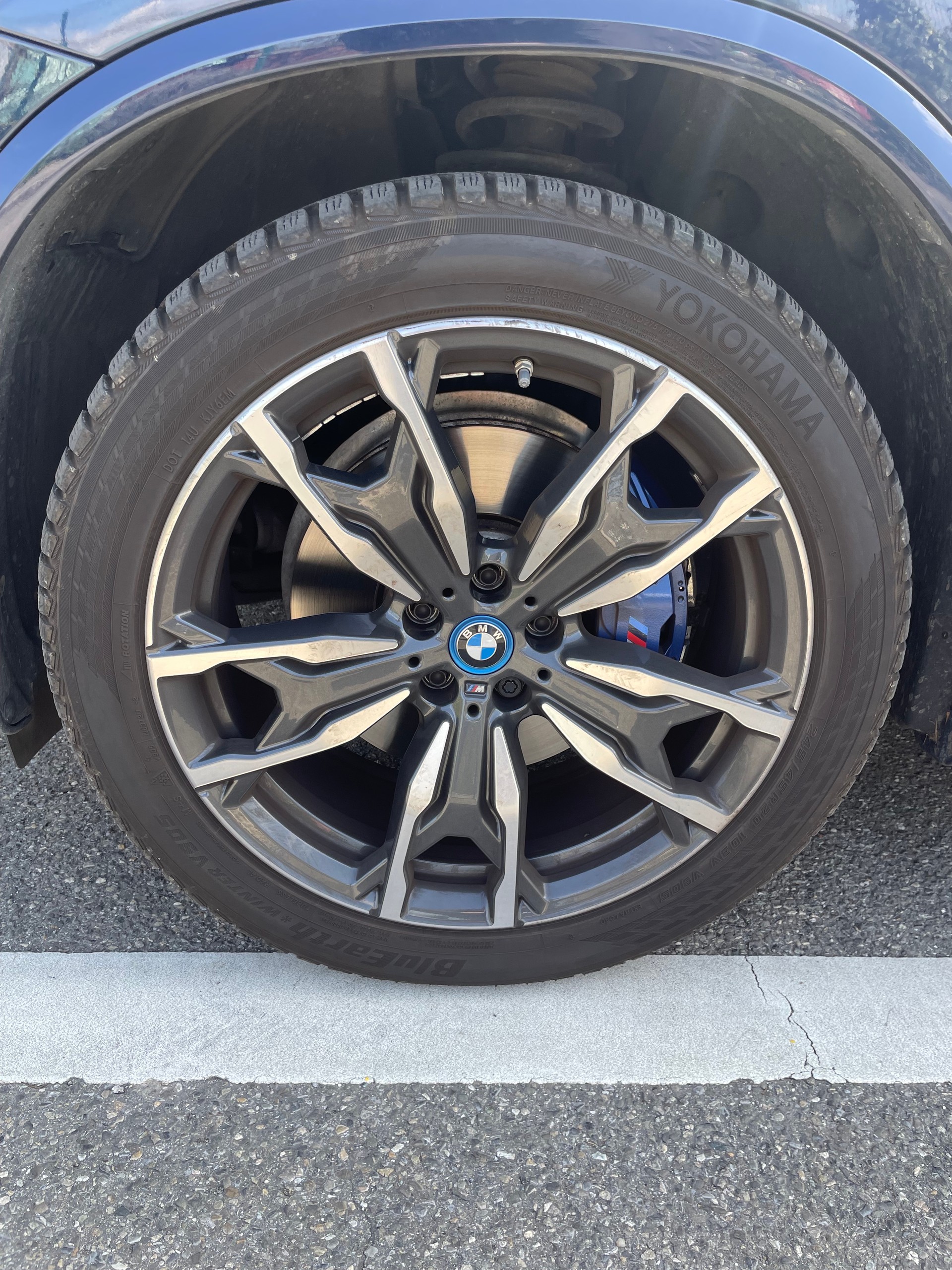 BMW 30e xDrive-image-5
