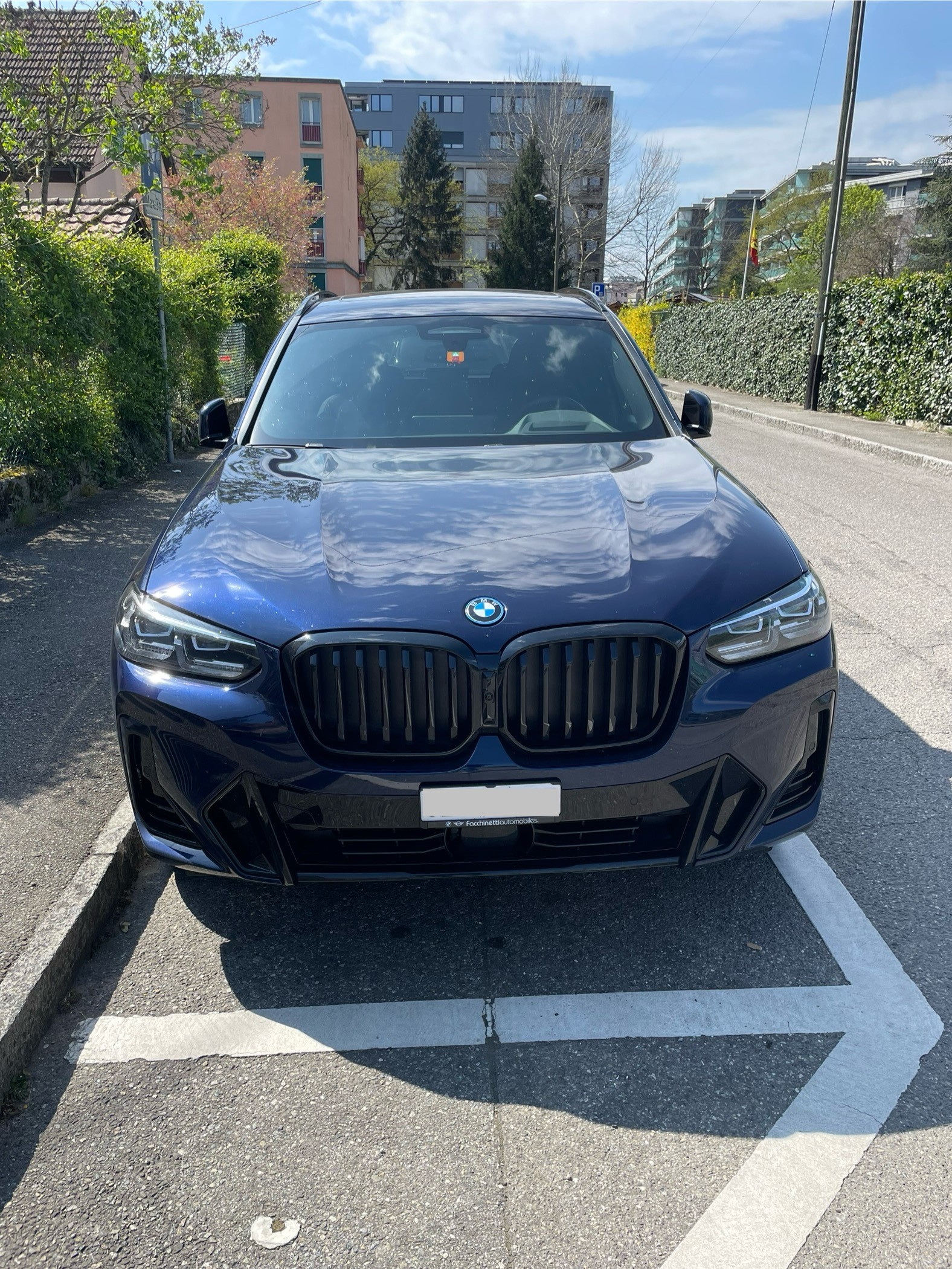 BMW 30e xDrive-image-0