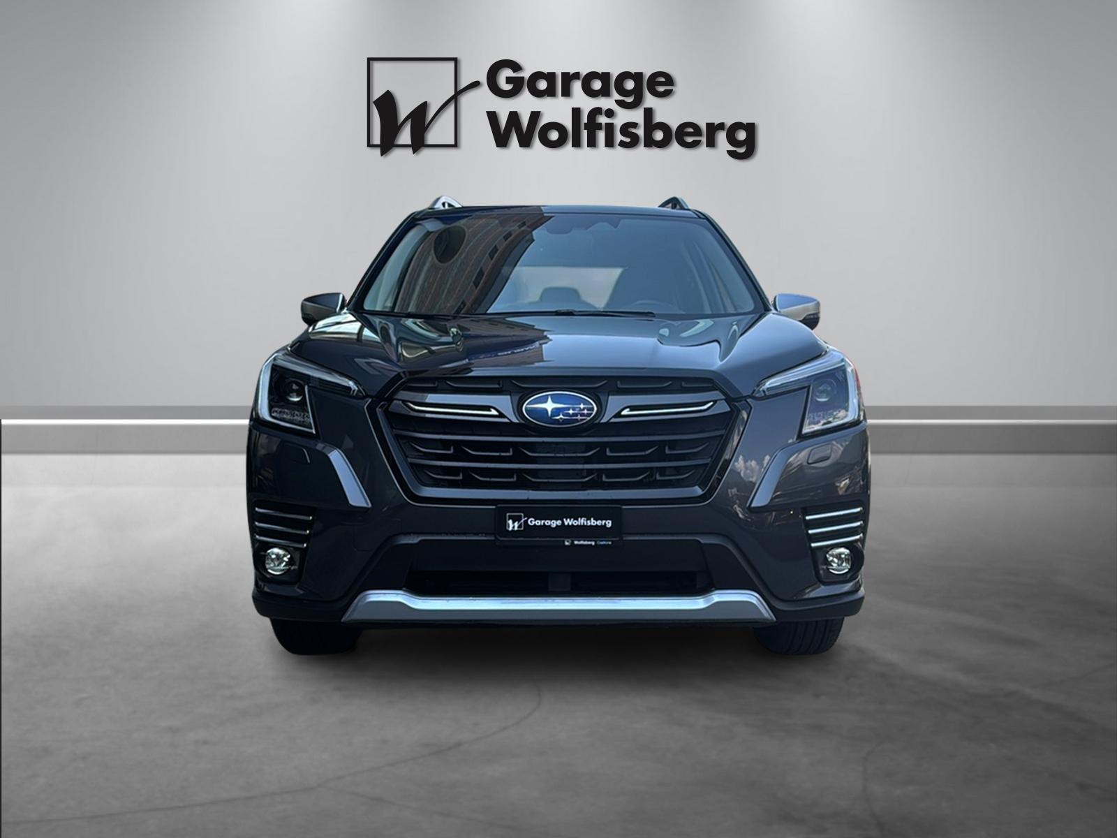 SUBARU Forester Station 2.0i e-Boxer Swiss Plus-image-1