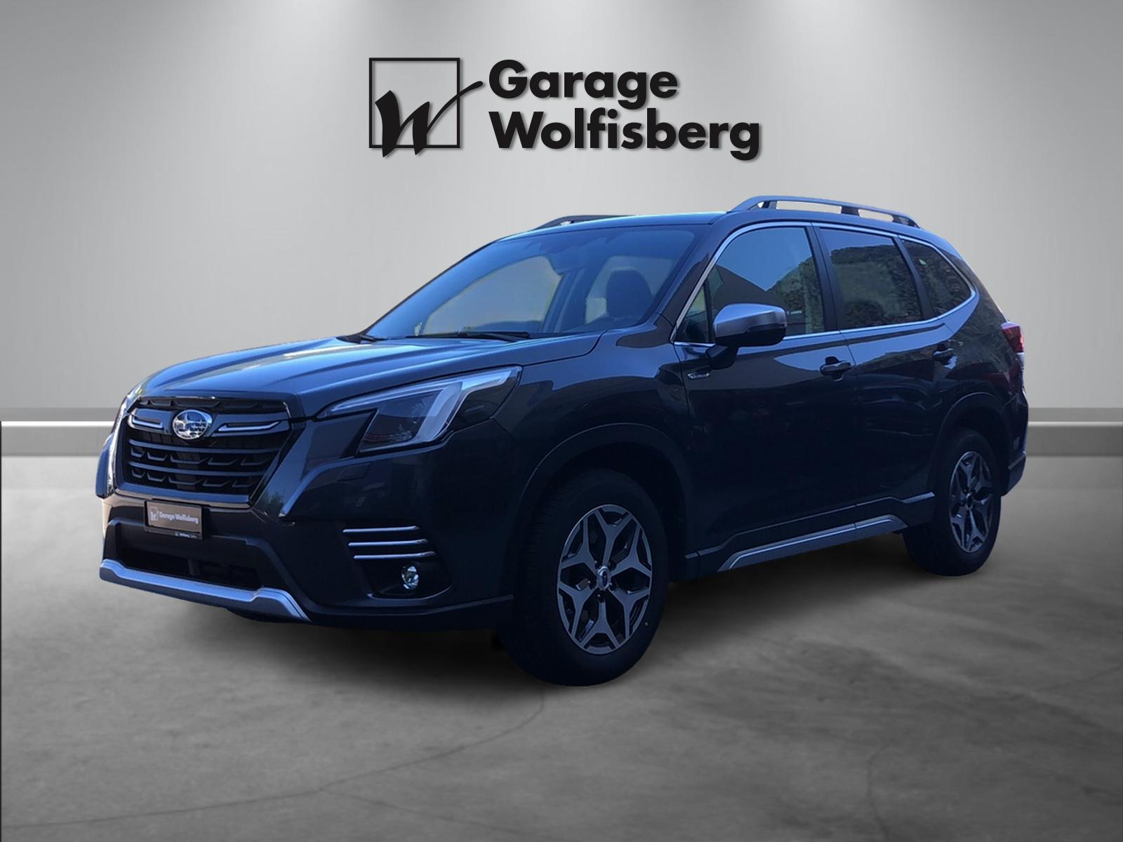 SUBARU Forester Station 2.0i e-Boxer Swiss Plus-image-0