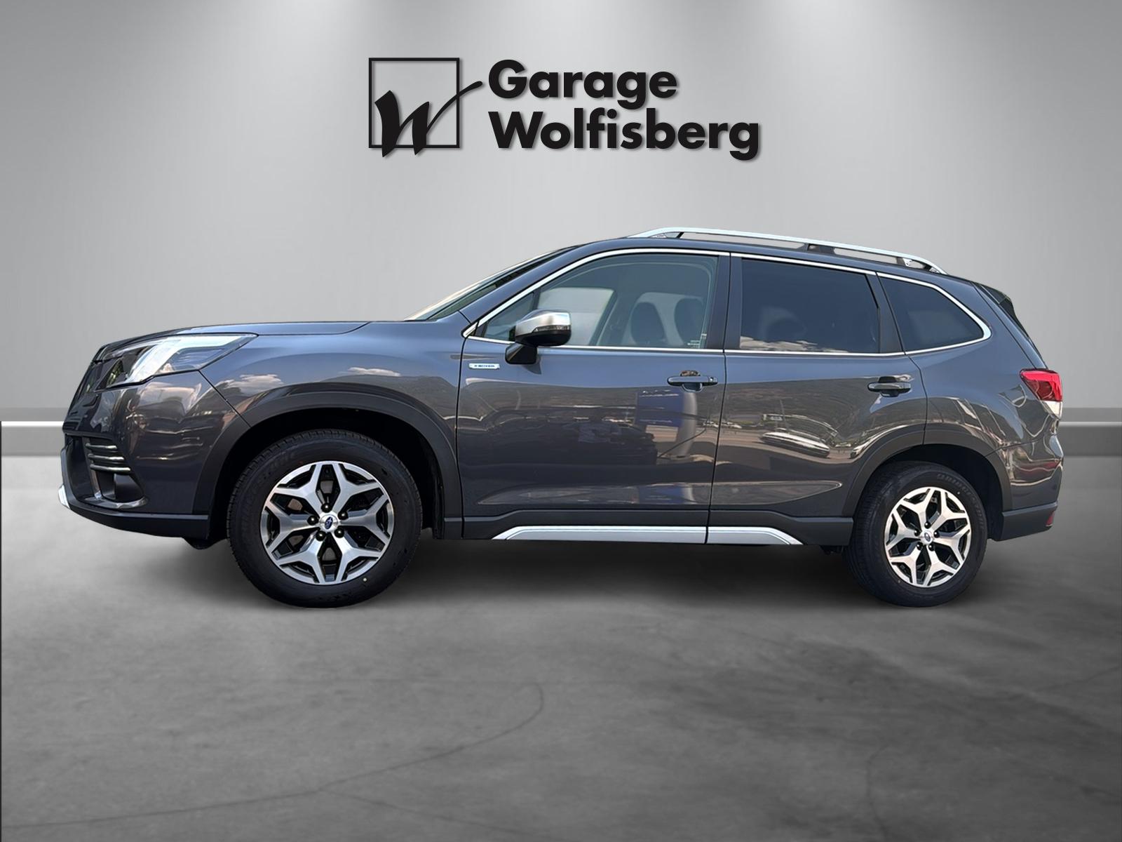 SUBARU Forester Station 2.0i e-Boxer Swiss Plus-image-2