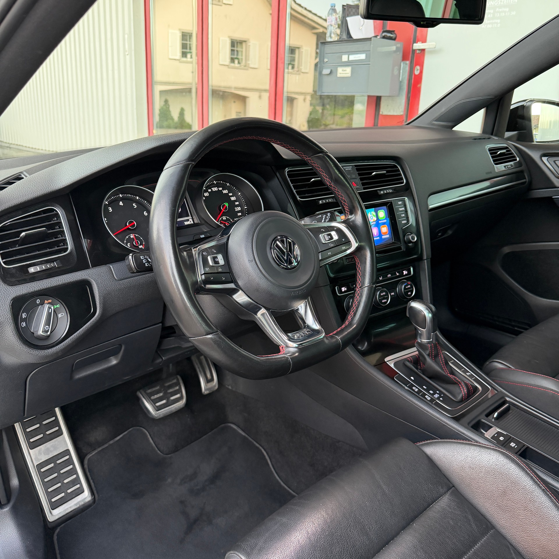 VW Golf 2.0 TSI GTI Performance DSG-image-9