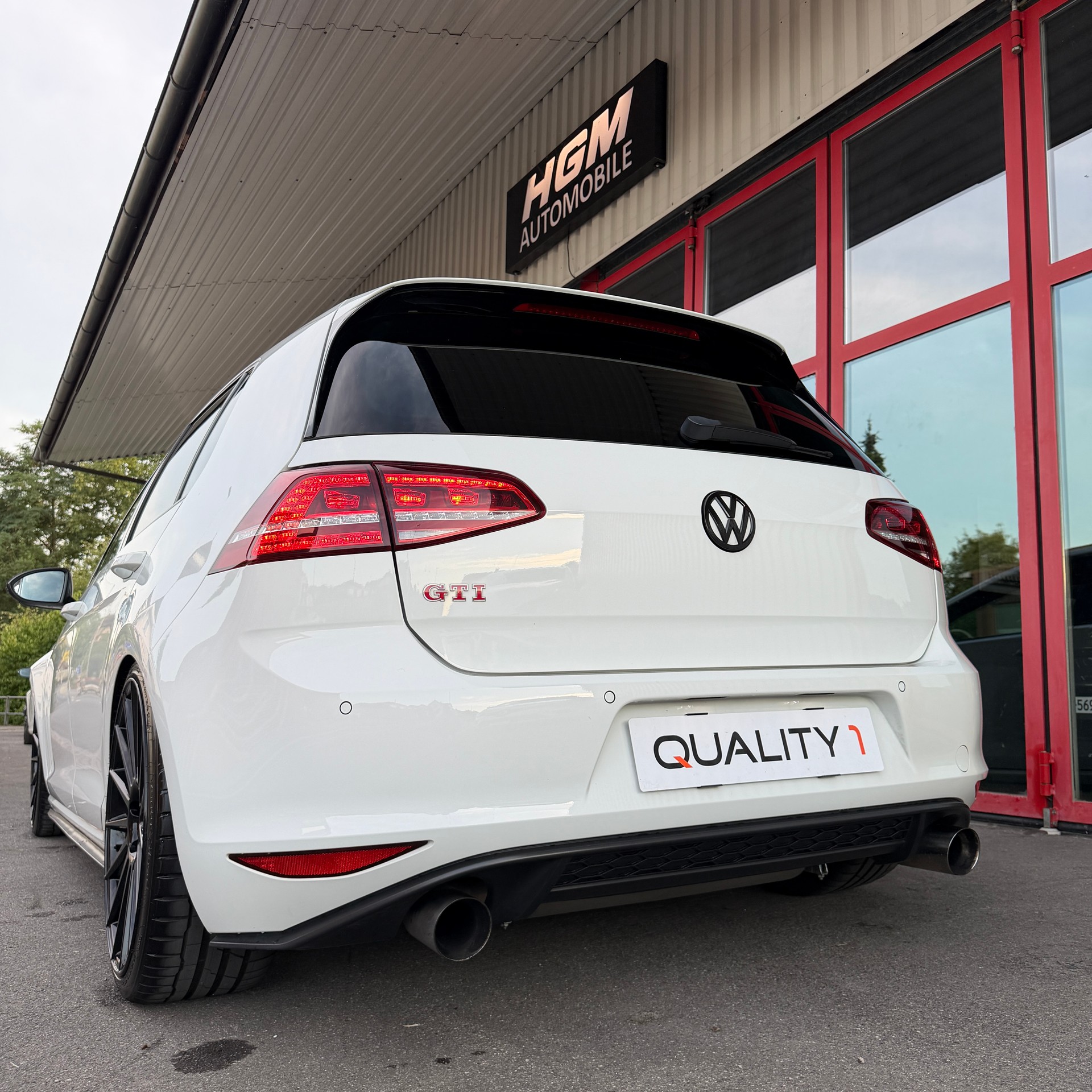 VW Golf 2.0 TSI GTI Performance DSG-image-5